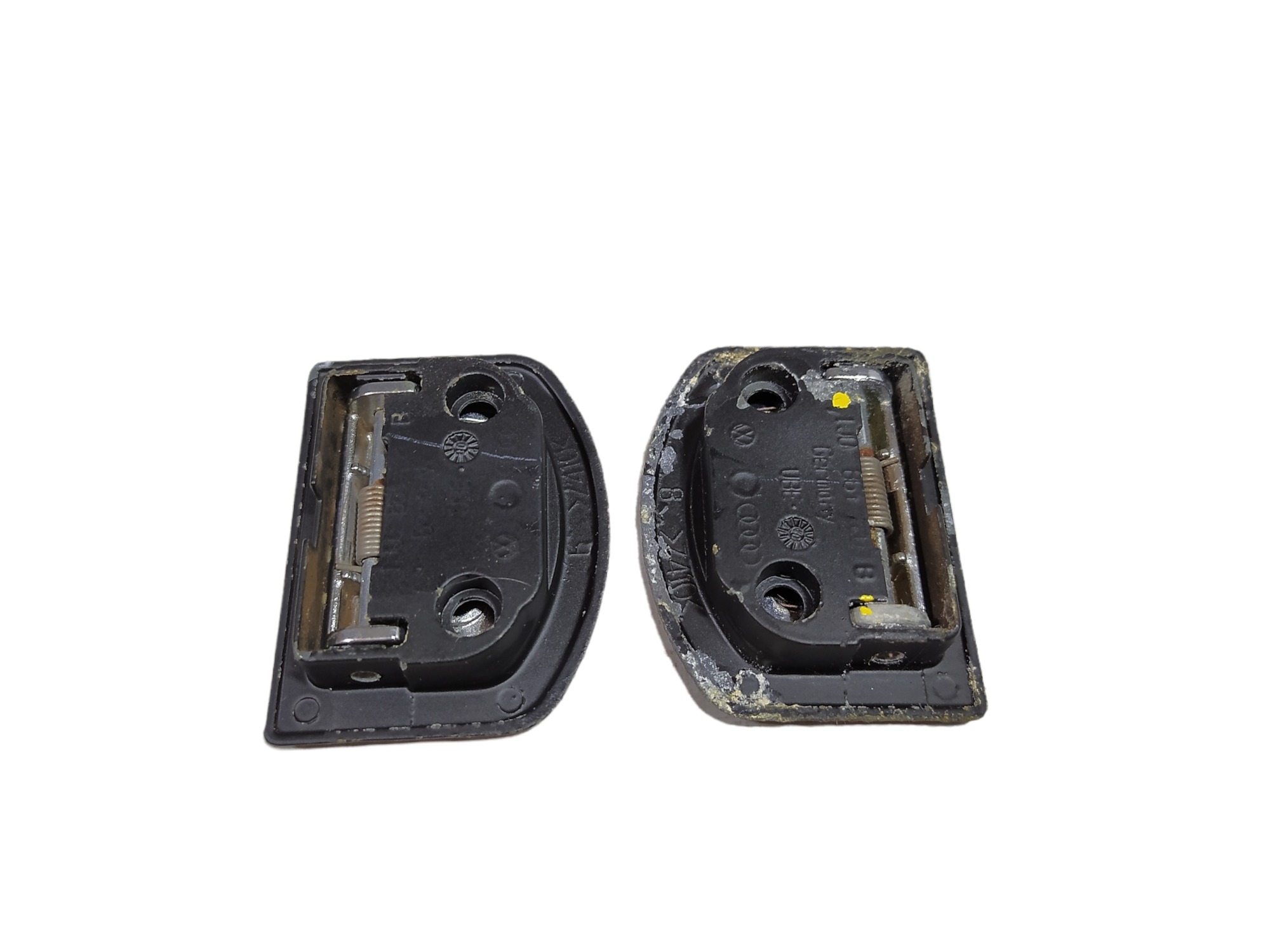 Trava Bagagem Porta Malas Vw Golf 2.0 2001 1j0864203b V454 1