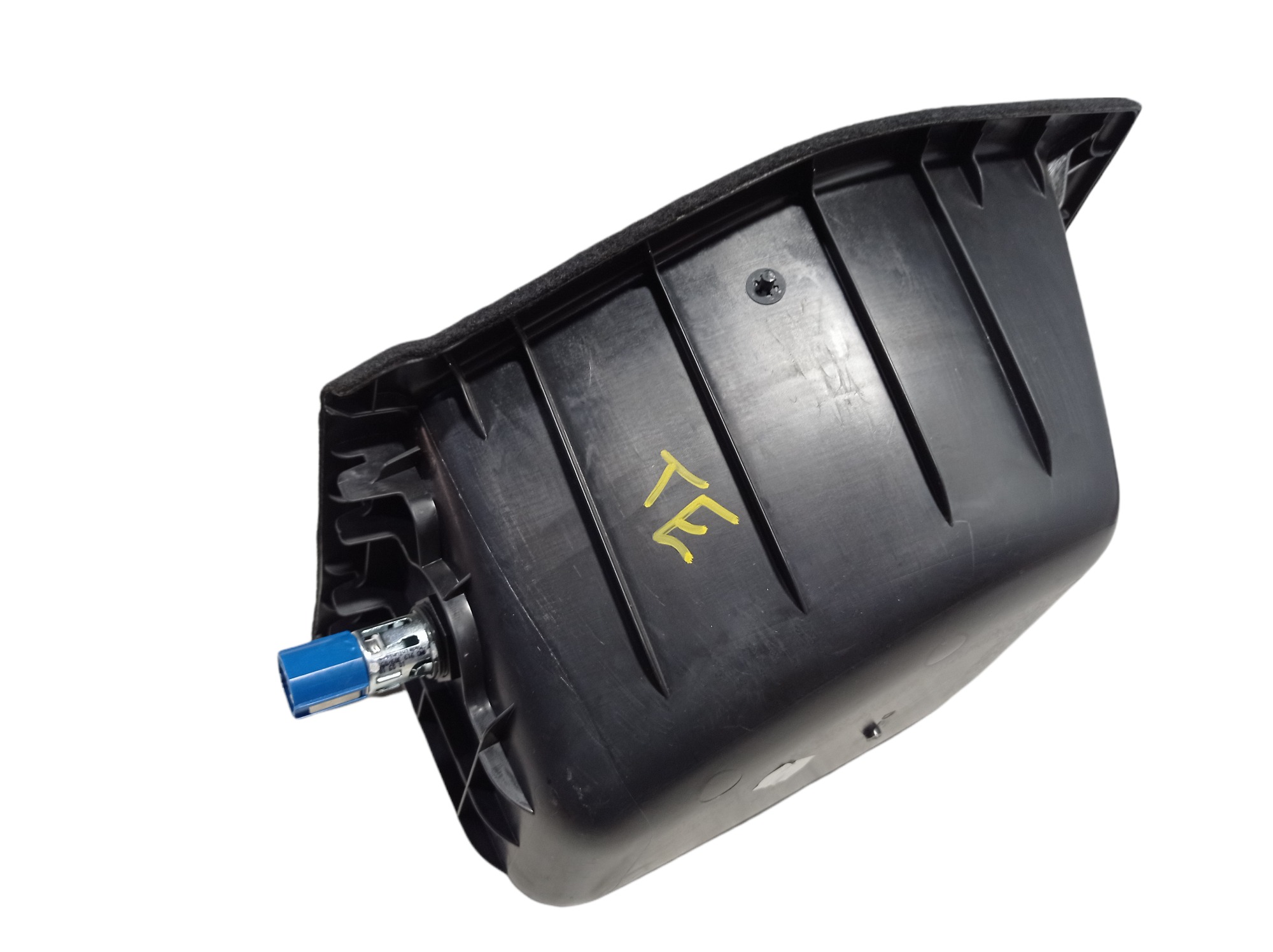 Porta Treco Tomada 12v Porta Mala Audi A3 2019 V343 2