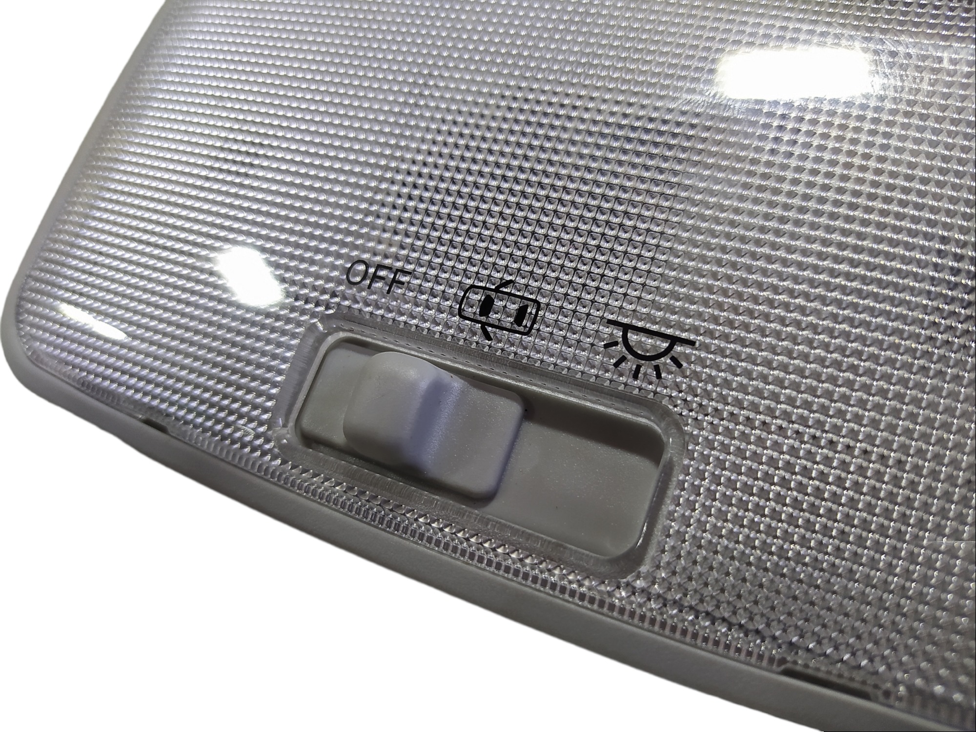 Luz Cortesia Traseira Toyota Rav4 2.0 16v 2018 V553 9