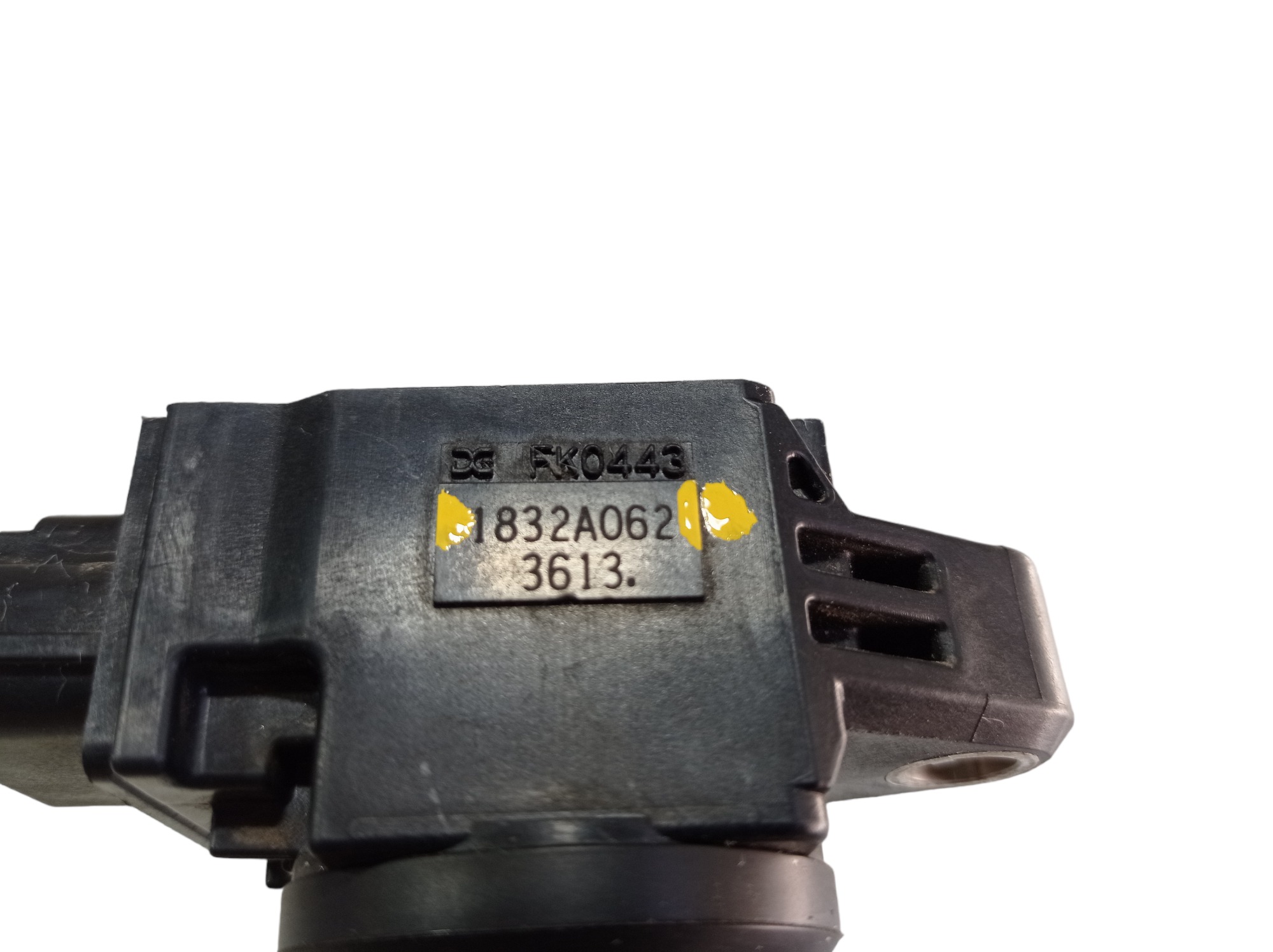 Bobina De Ignição Mitsubishi Outlander 2.0 16v 2014 V551 7