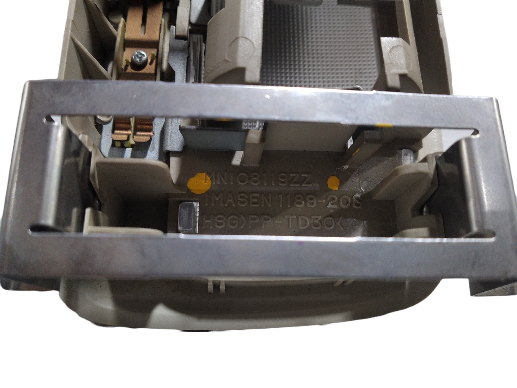 Luz Cortesia Traseira Mitsubishi Pajero Asx Outlander V455 6