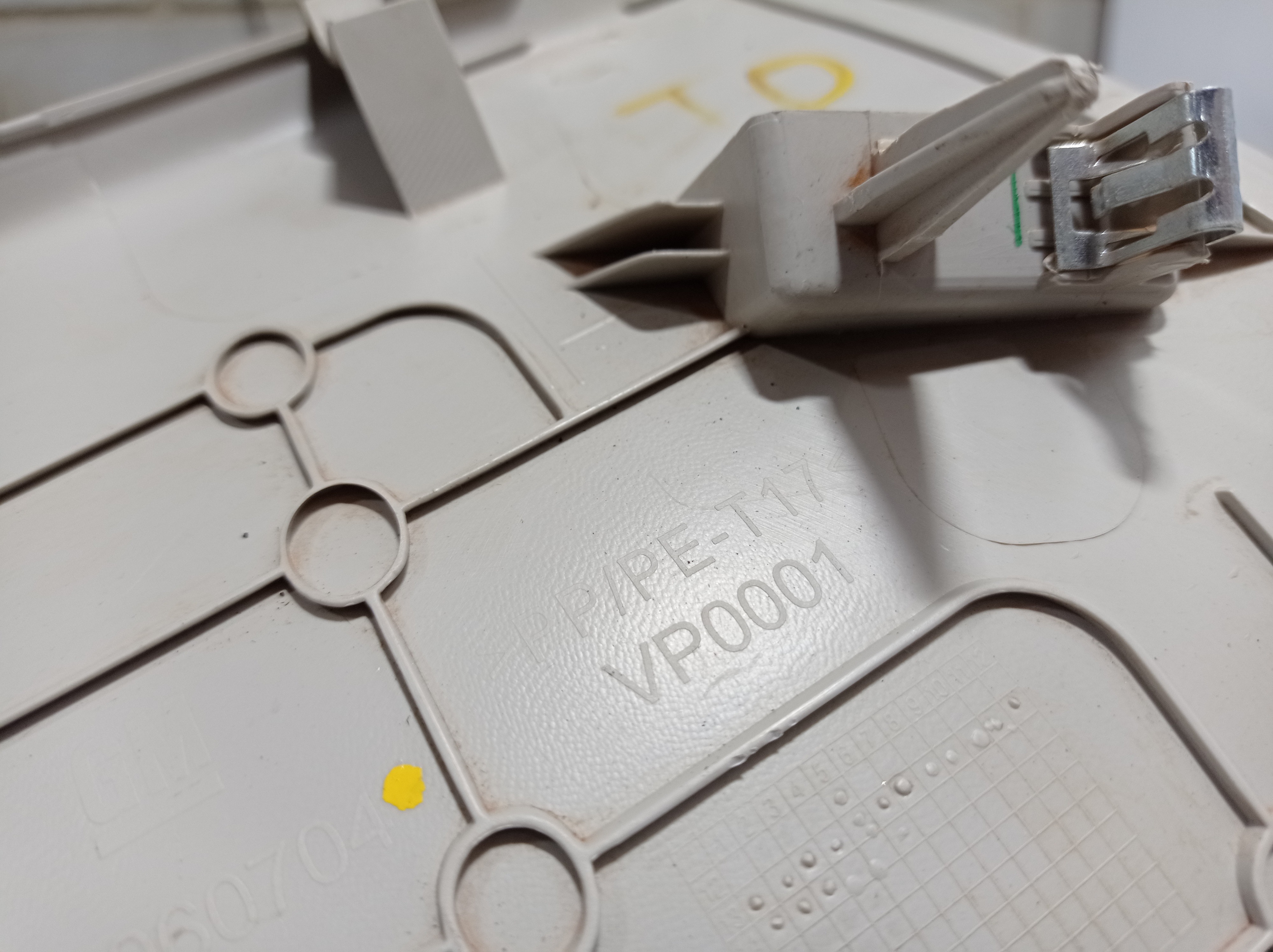 Acabamento Coluna Traseira Direita Gm Prisma 52060704 V323 8