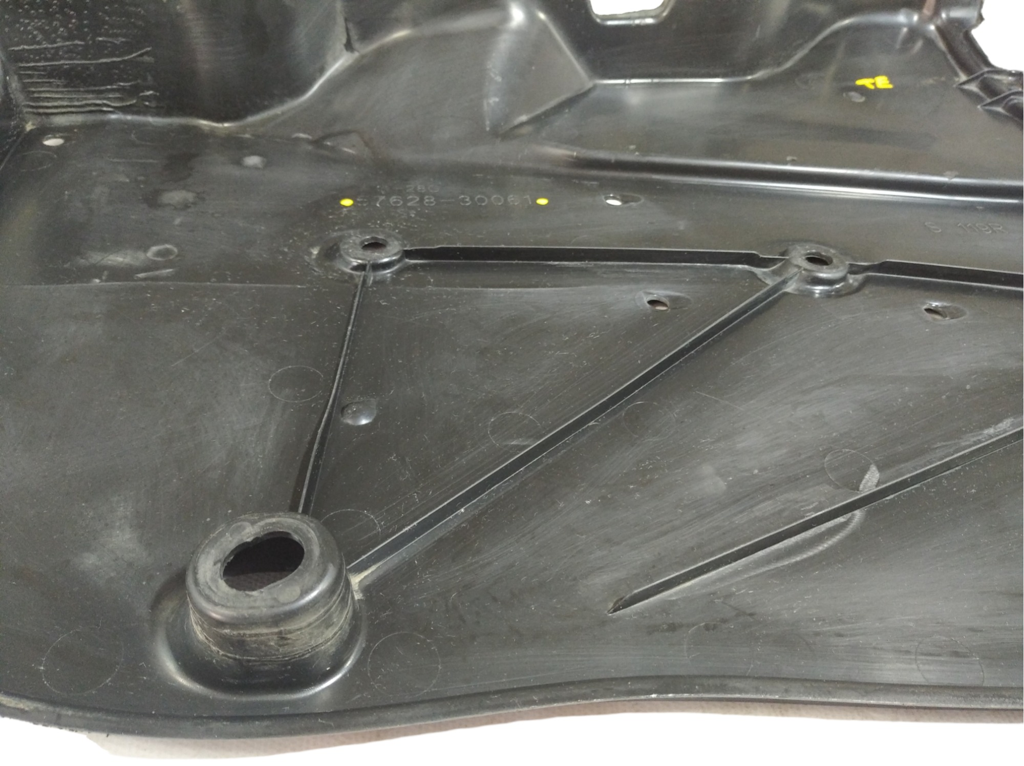 Protetor Assoalho Traseiro Esquerdo Lexus Is 250 Sport V434 5
