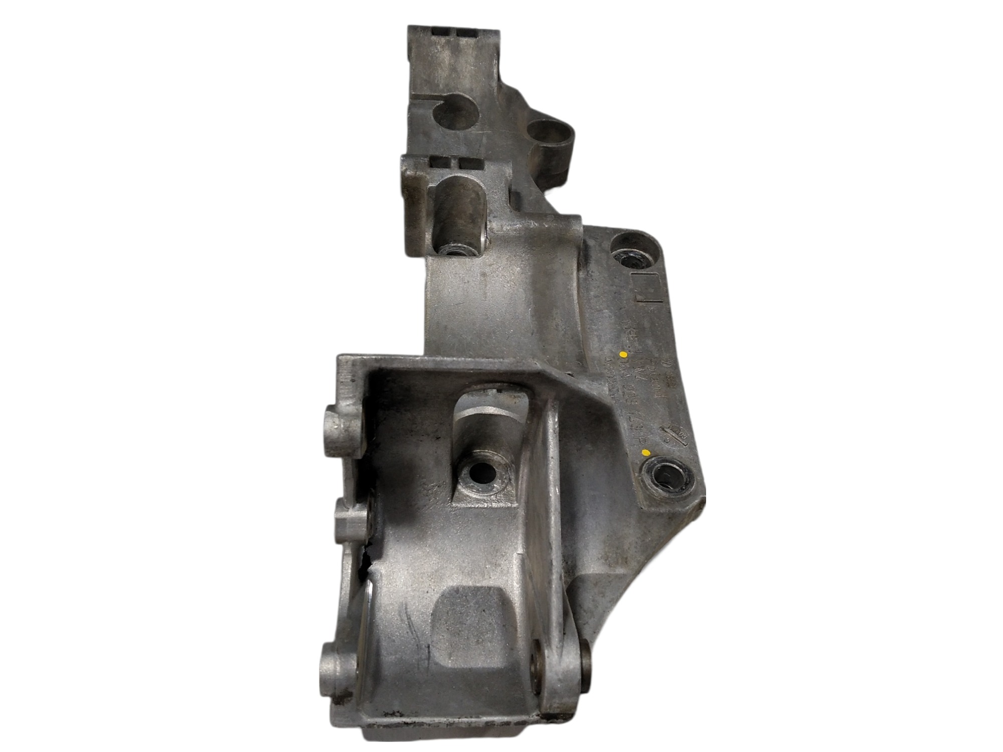 Suporte Compressor Alternador Vw Golf A3 1.6 2.0 V307 5