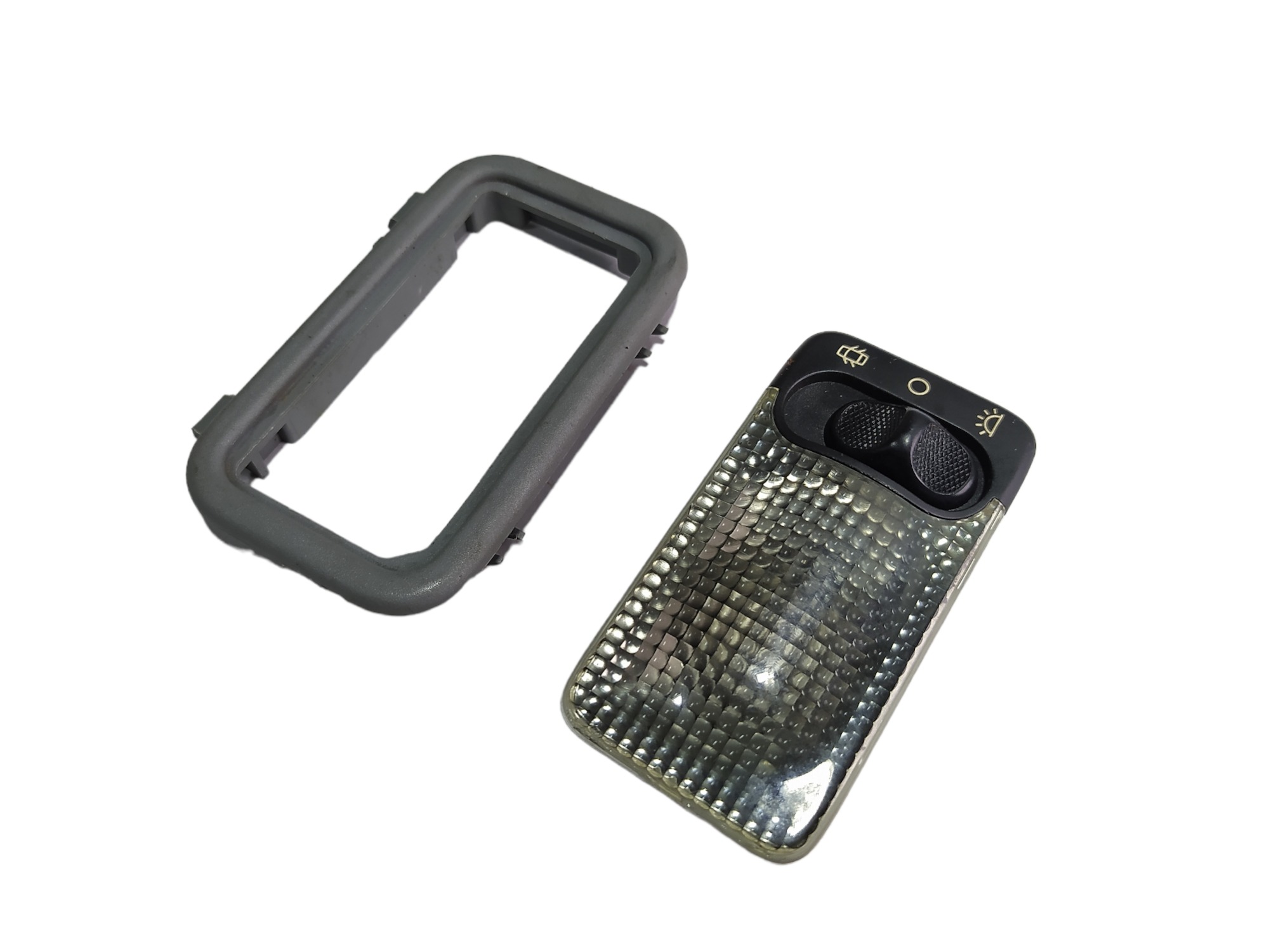 Luz Cortesia Traseira Peugeot 306 1.8 2000 A 2008 V404 10