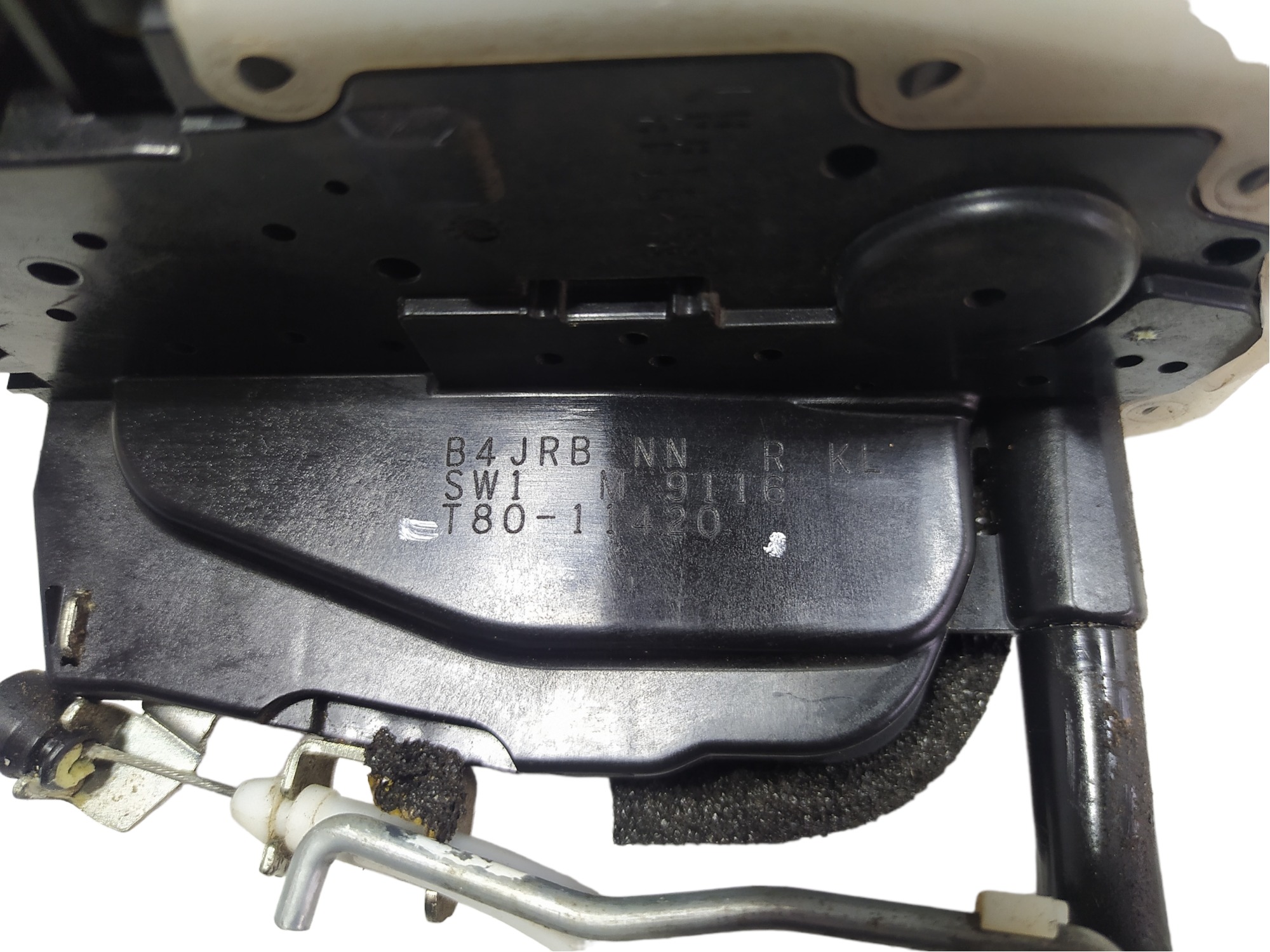 Fechadura Porta Dianteira Esquerda Nissan Leaf 2019 V488 4