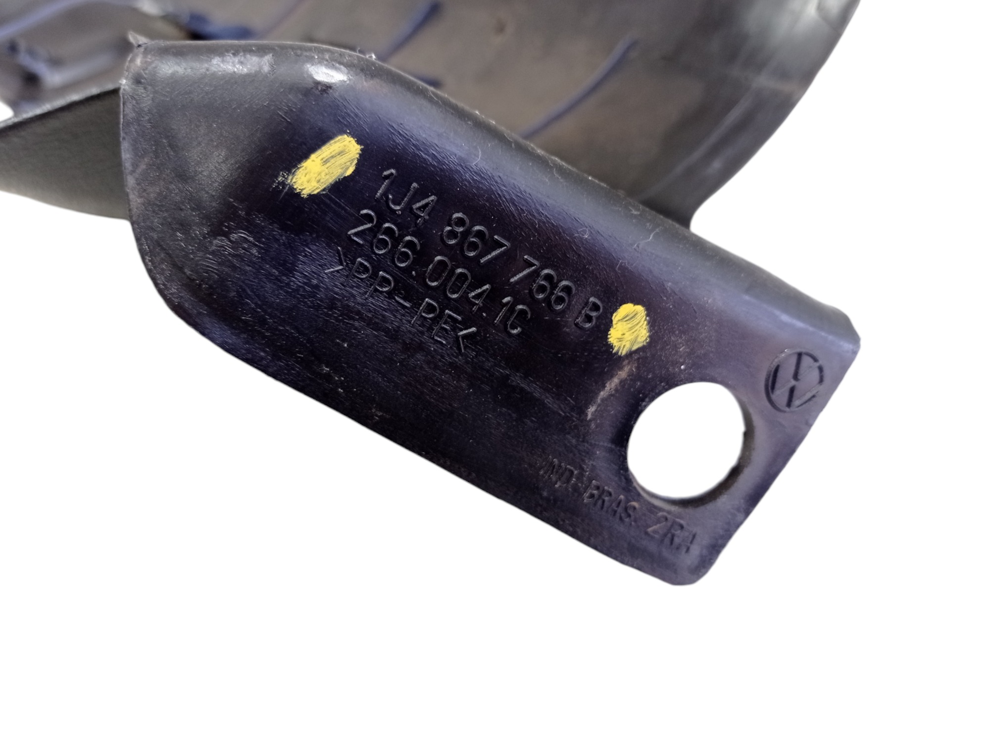 Acabamento Direito Porta Malas Vw Golf 2009 V566 5