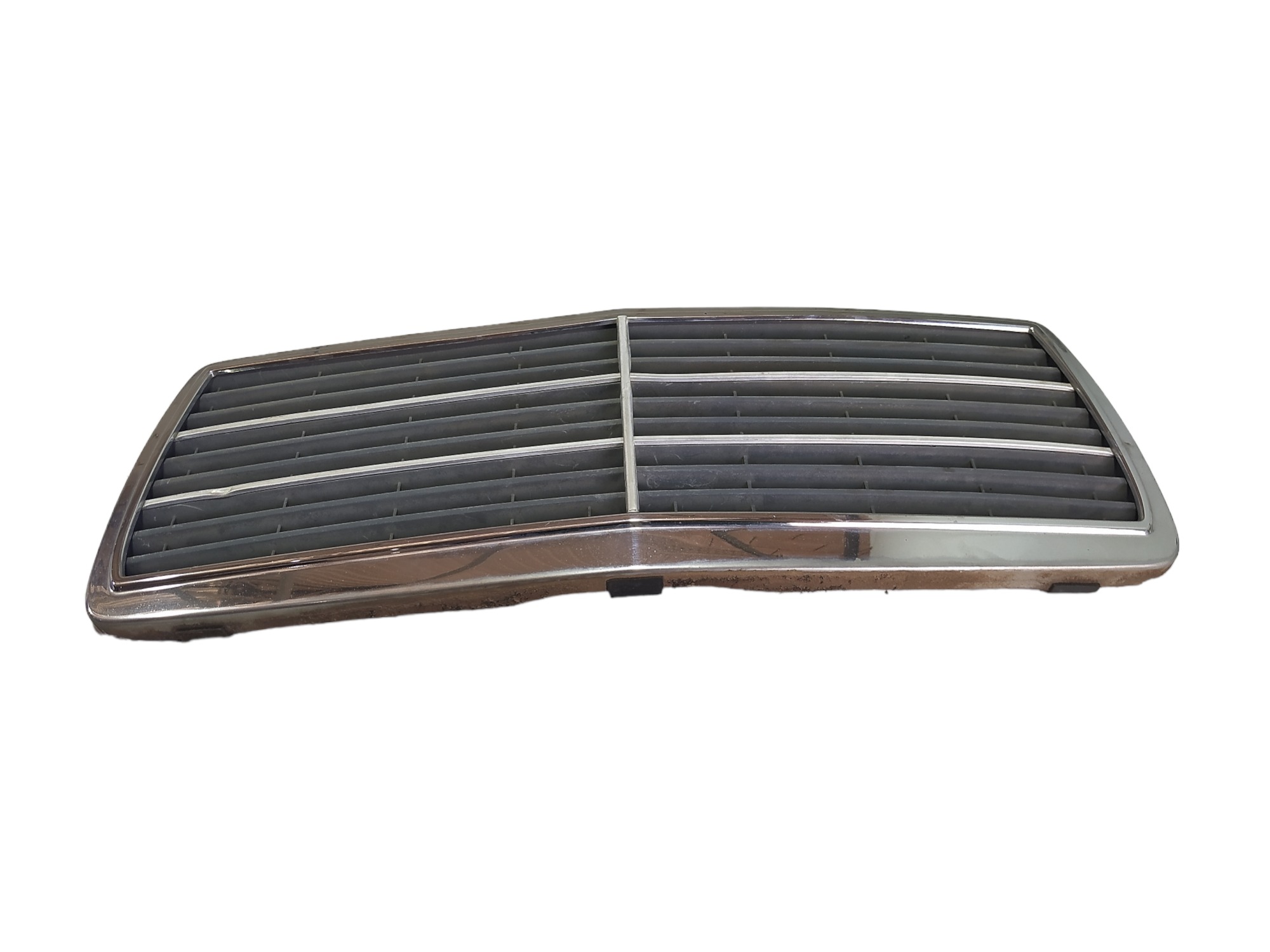 Grade Frontal Mercedes C230 2.3 1998 V483 9