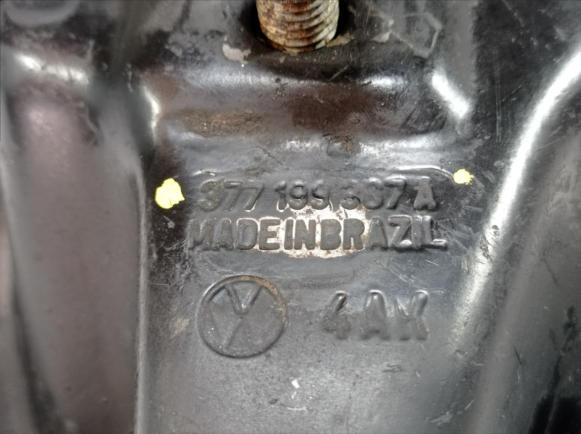 Suporte Coxim Motor Esquerdo Vw Gol Bola 1.0 8v 16v V100 9