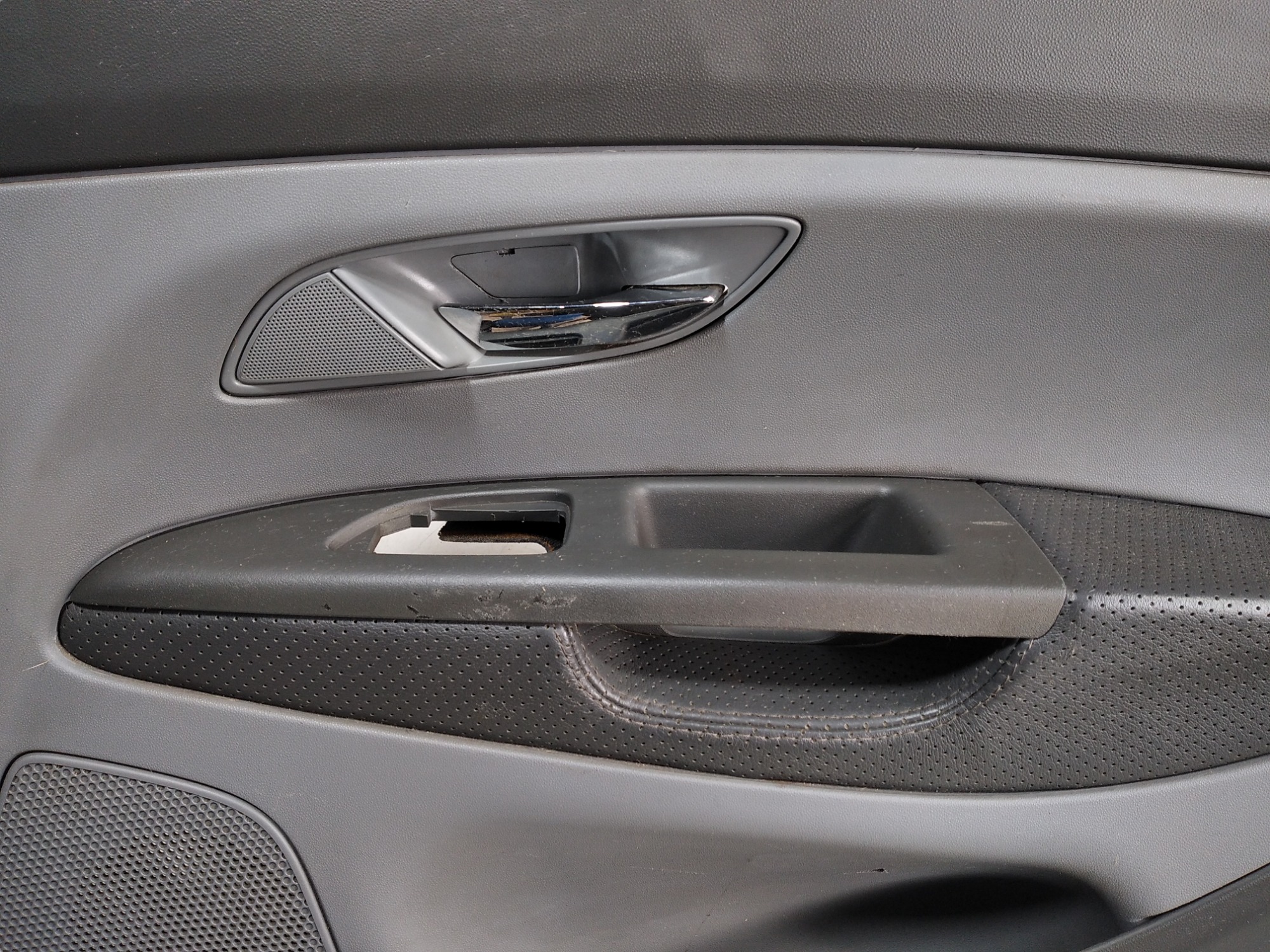 Forro Porta Traseira Direita Fiat Linea 2012 V468 7354673300 7