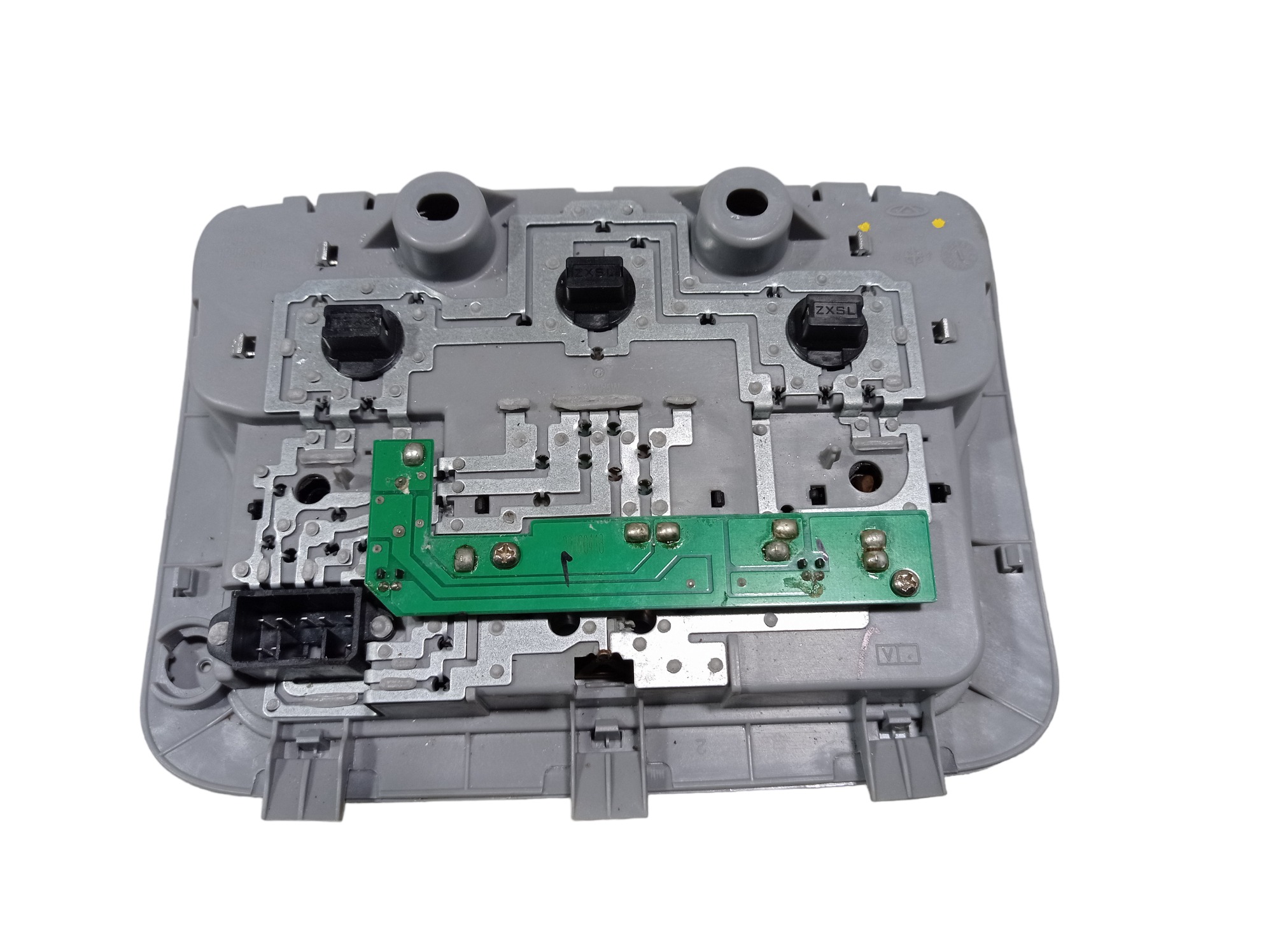 Luz Cortesia Dianteira Chery Arrizo 5 Rxt 2019 V558 2