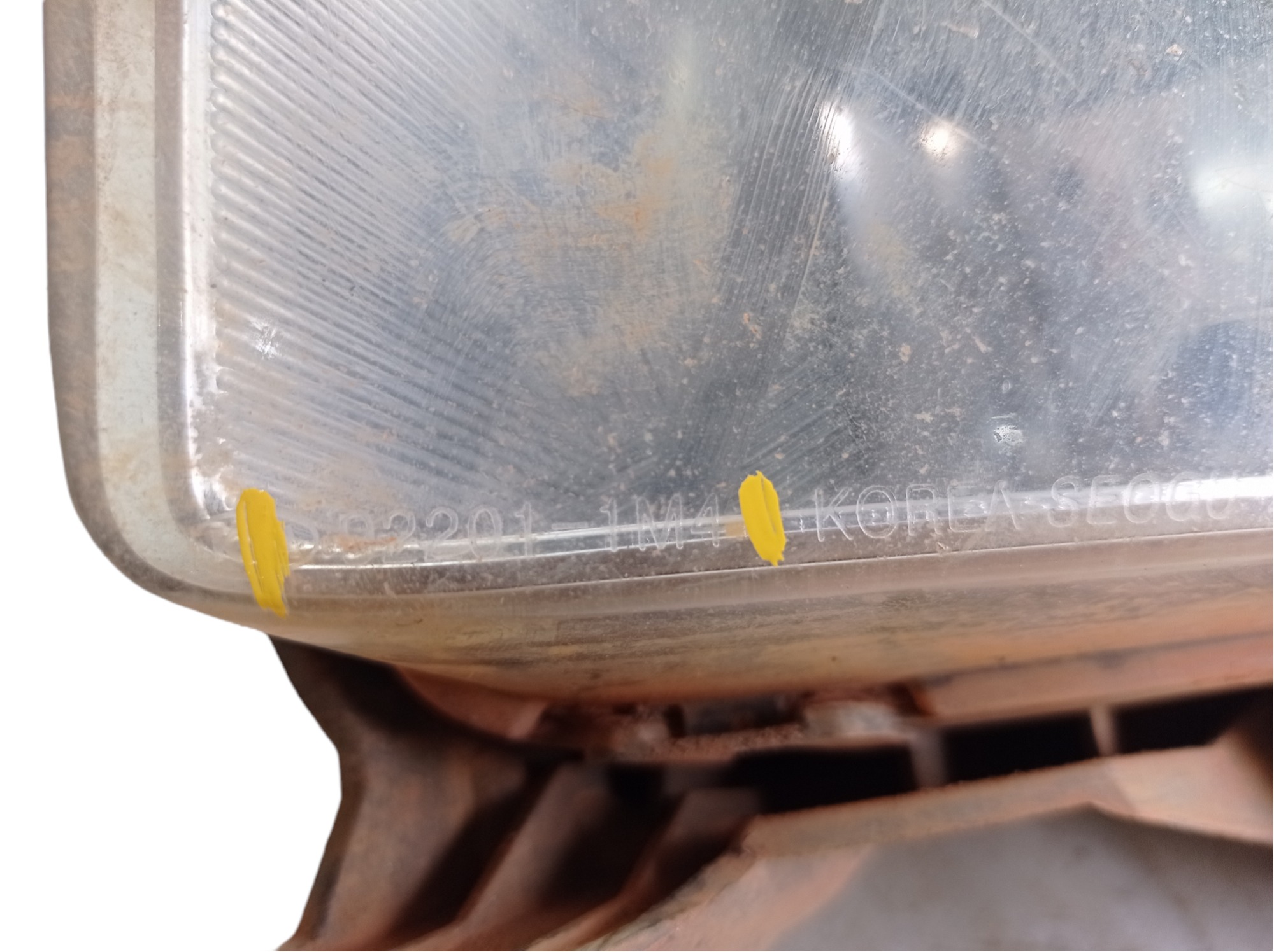 Farol De Milha Esquerdo Kia Cerato Sx 2011 922011m4 V492
