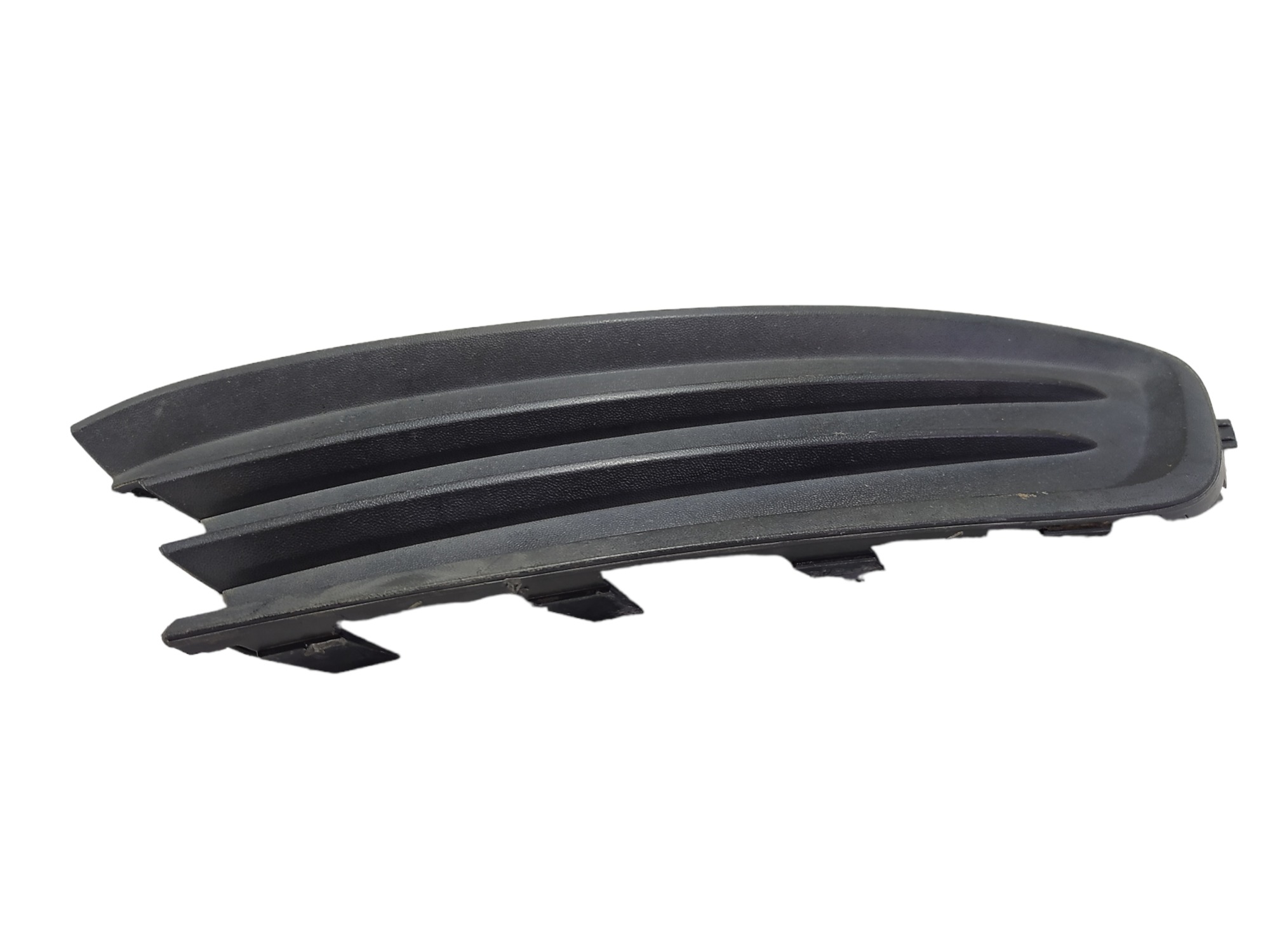 Grade Direita Farol De Milha S/furo Gol Voyage 5u0853666g Vl 7