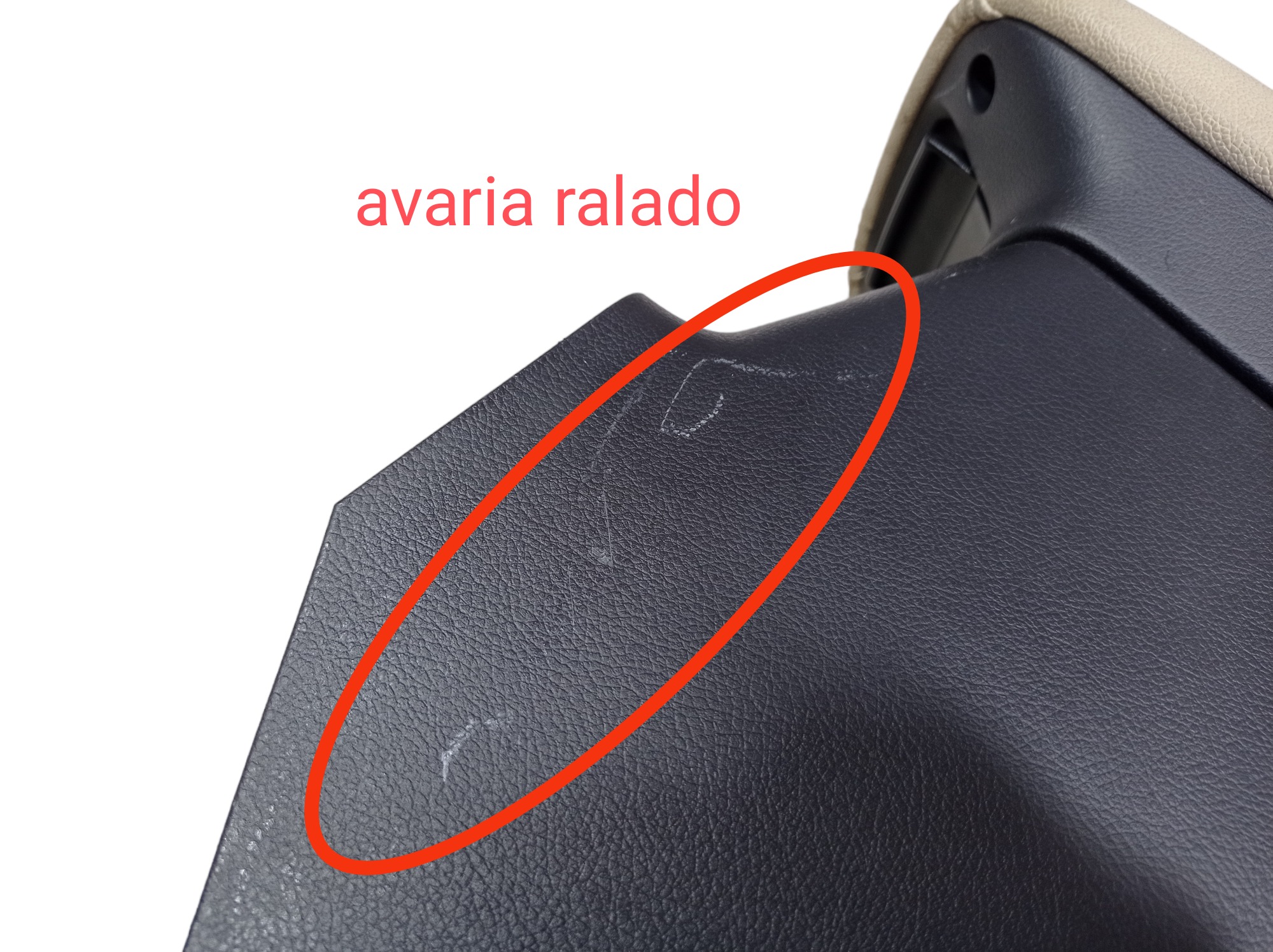Apoio De Braço Mitsubishi Outlander 2014 8011b156 V551 2