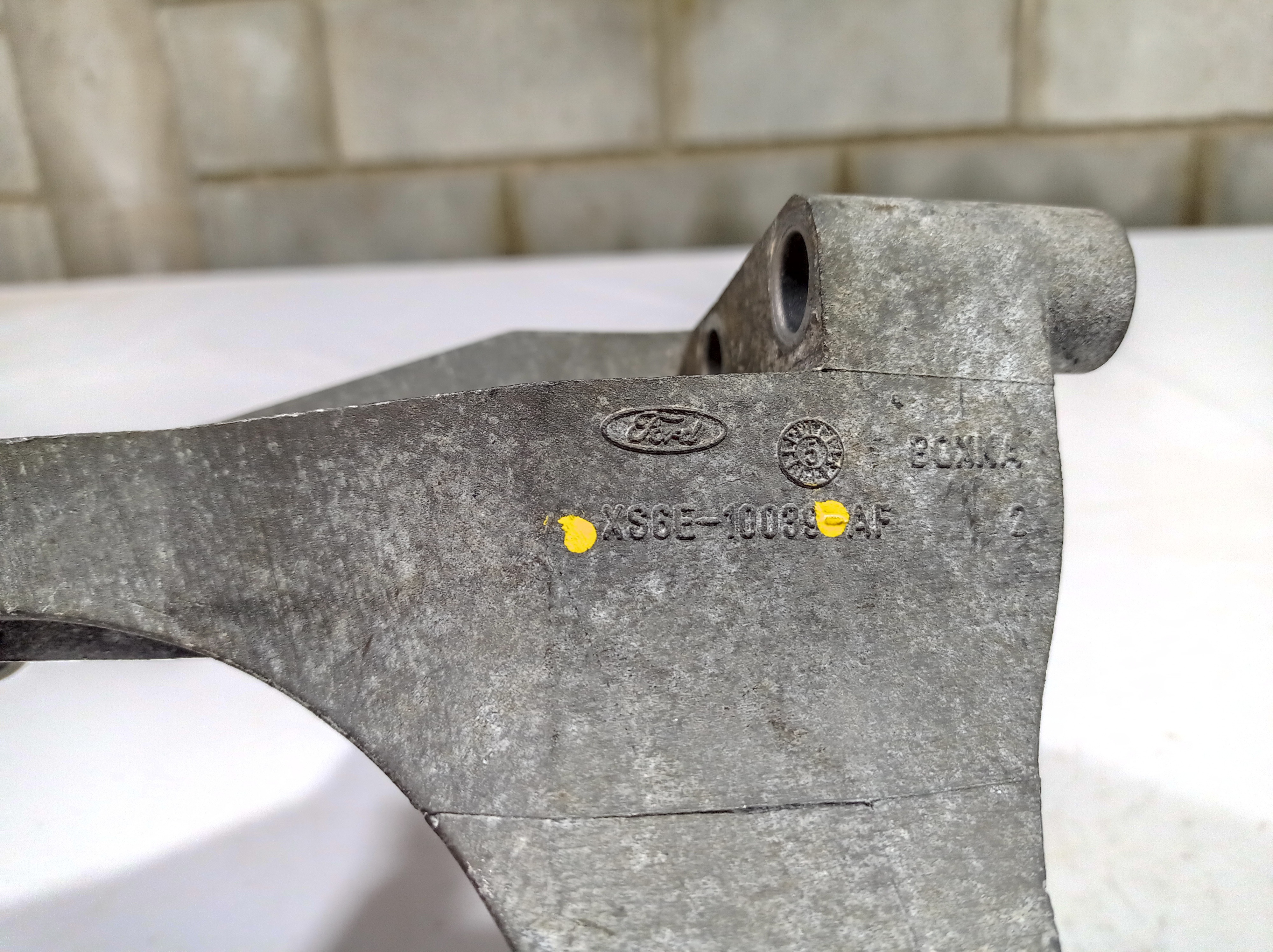 Suporte Do Alternador Ford Fiesta 2007 V195 6