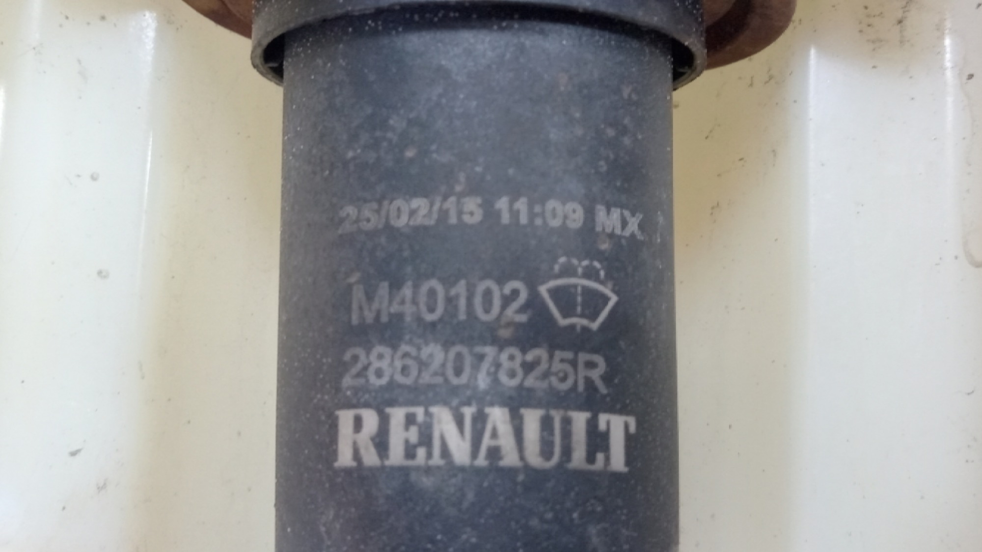 Reservatório Partida Fria Renault Sandero Stepway 2016 V346 7