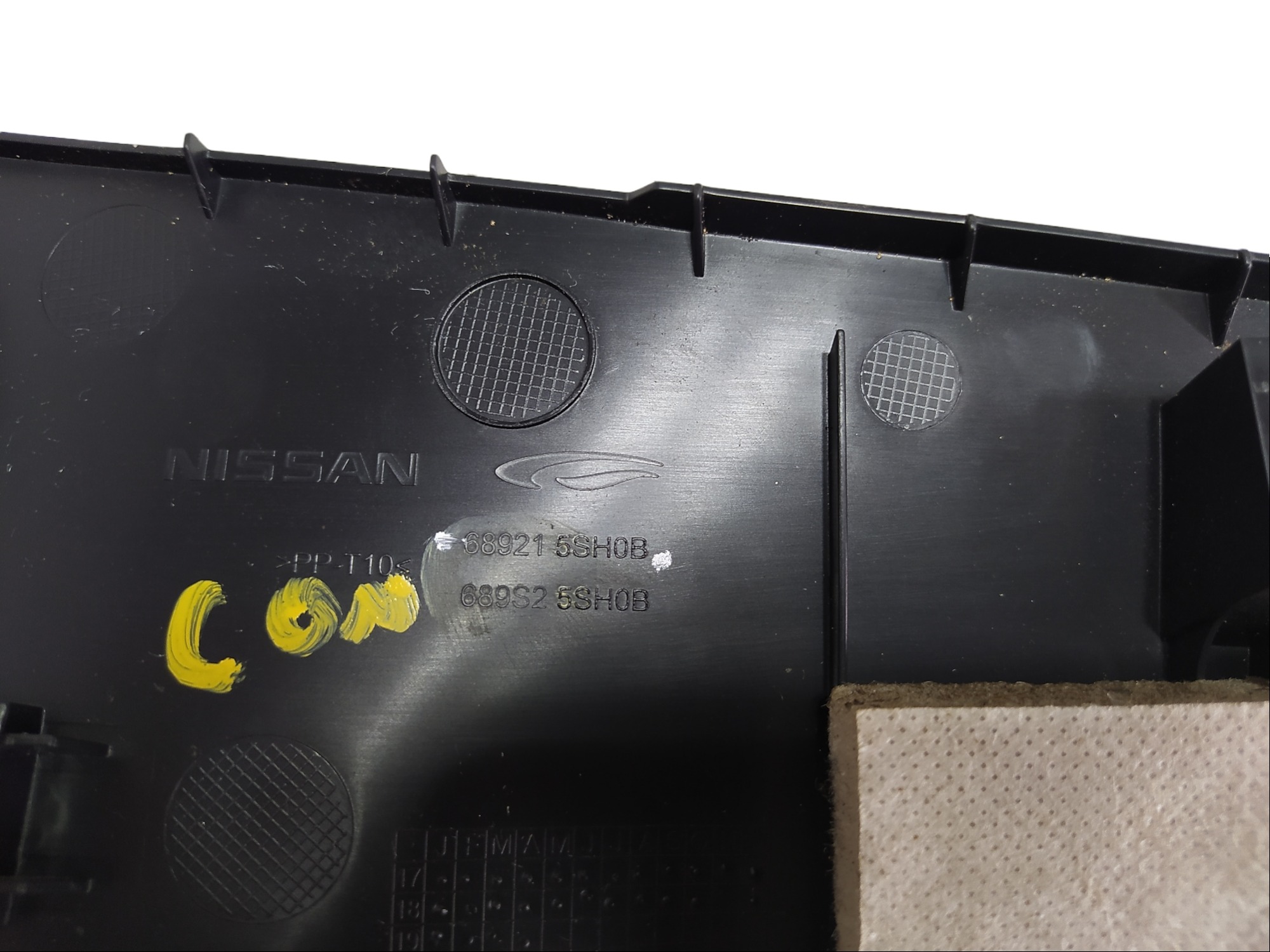 Acabamento Esquerdo Console Nissan Leaf 2019 V488 Preto 6