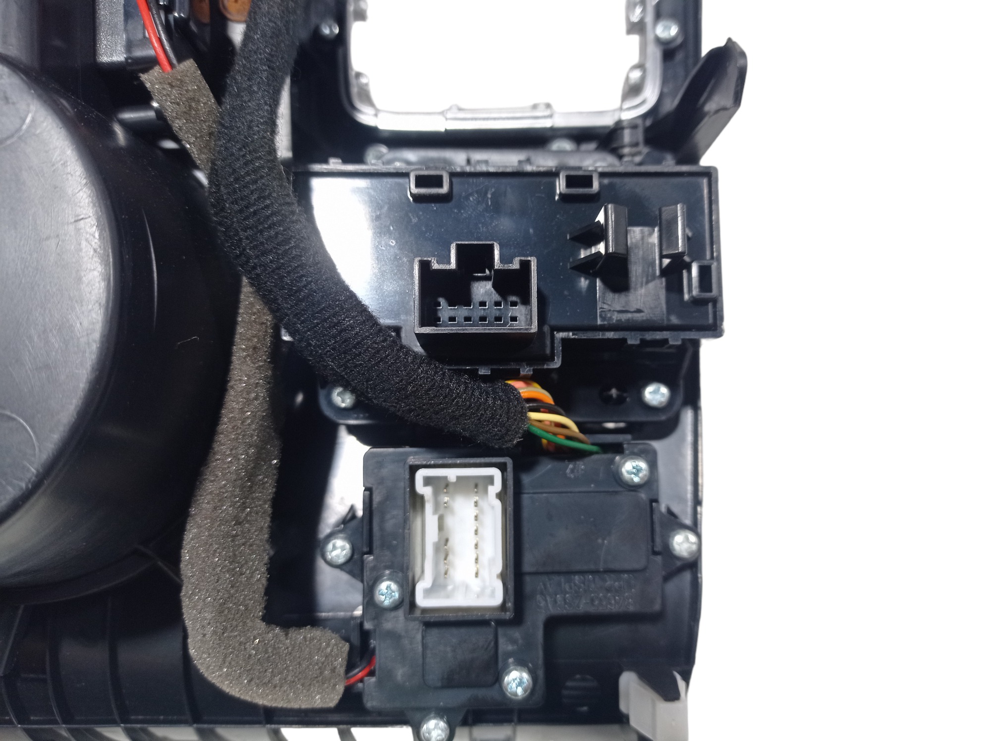 Porta Copos Console Central Hyundai Ix35 2016 A 2019 V556 7