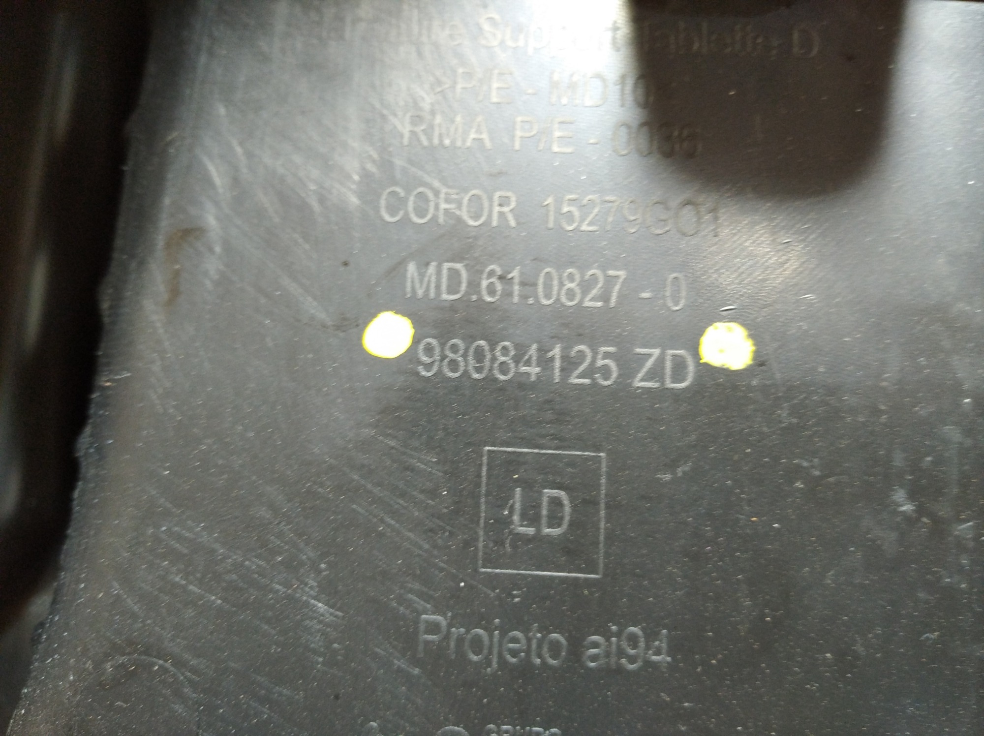 Suporte Bagagito Direito Peugeot 2008 2017 98082175zd V437 9