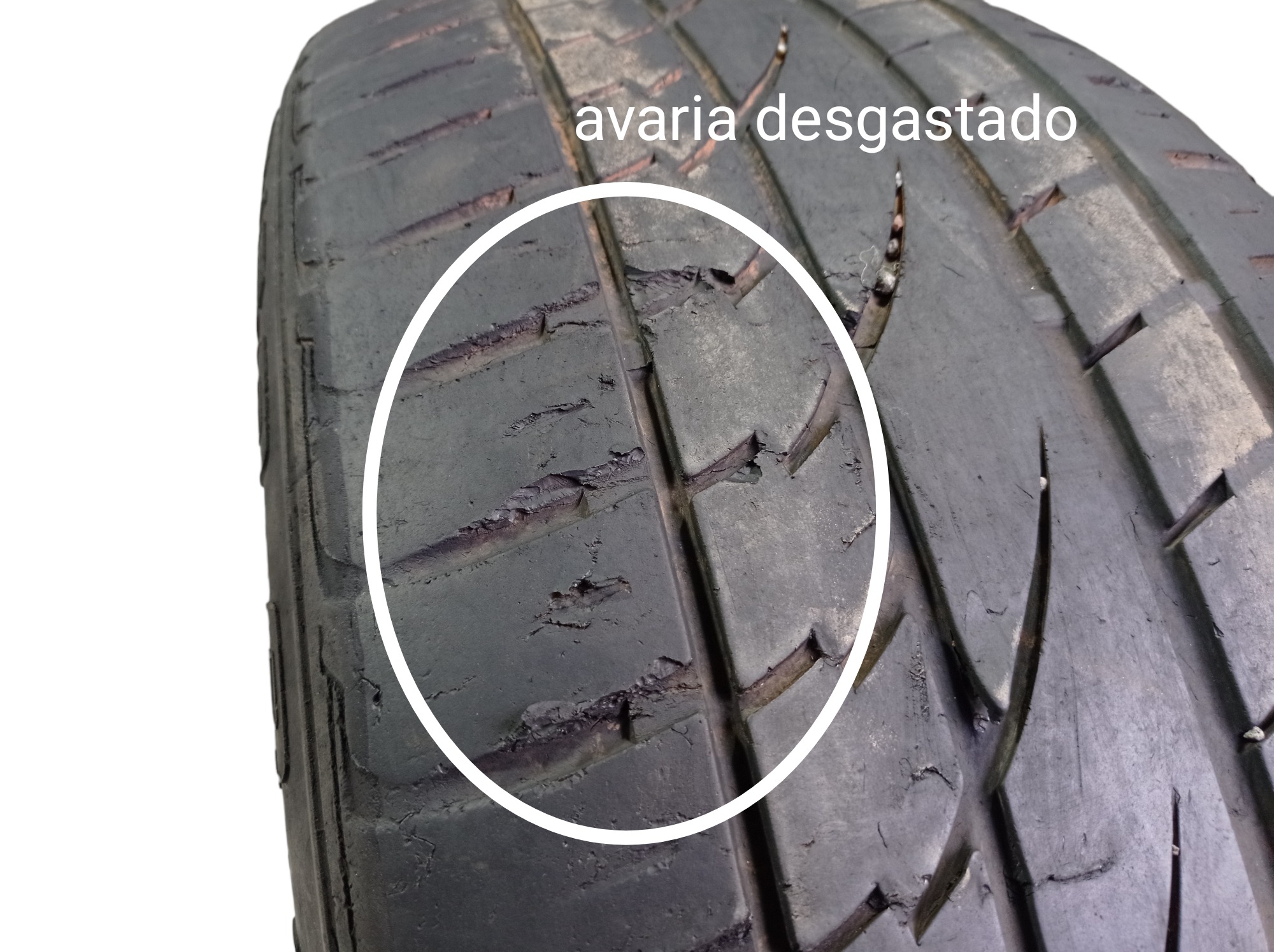 Pneu Aro 20 Continental Cross Contact 265/50 R20 6