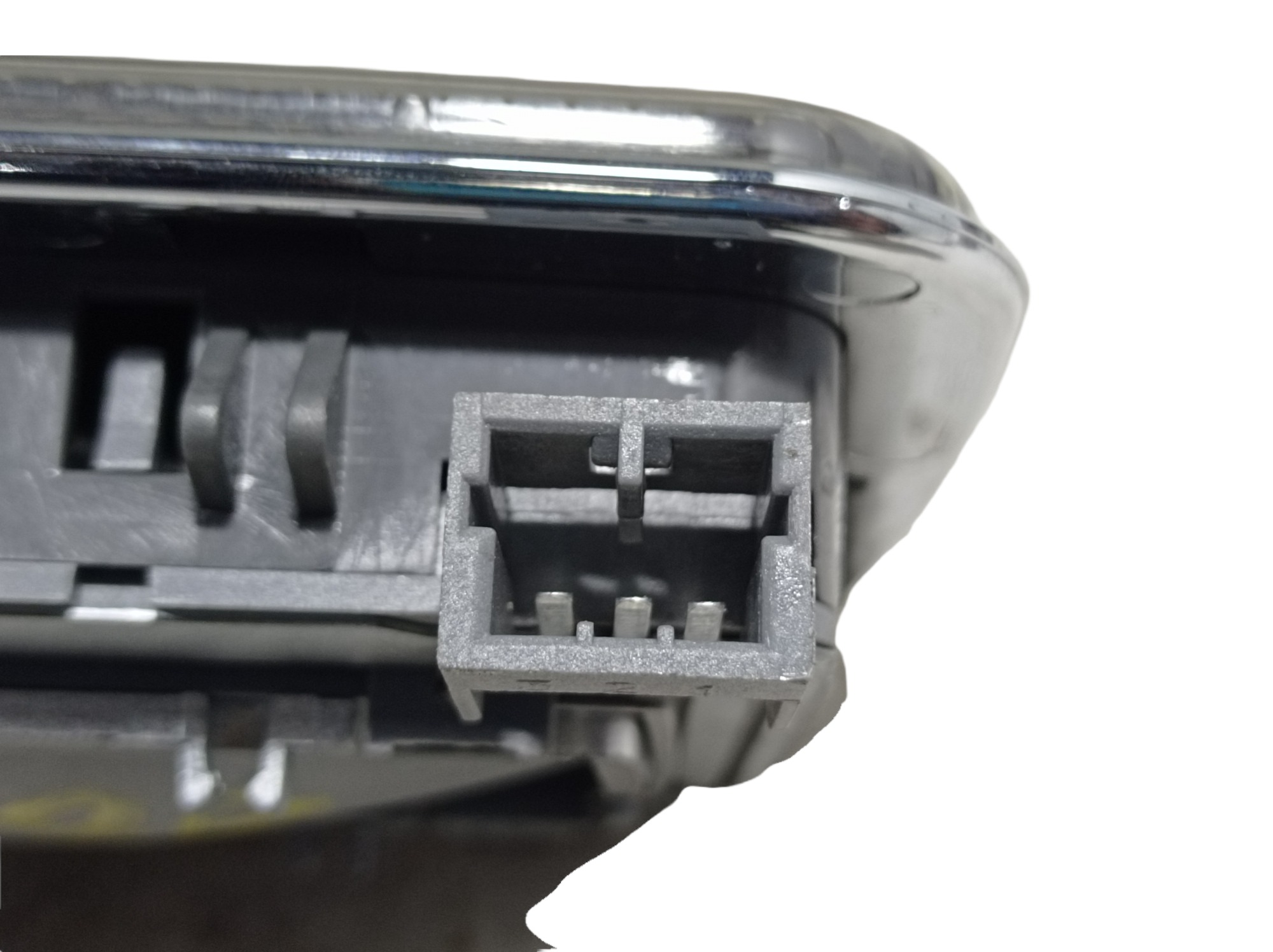 Luz Cortesia Dianteira  Fiat Linea Punto  2009 V325 4