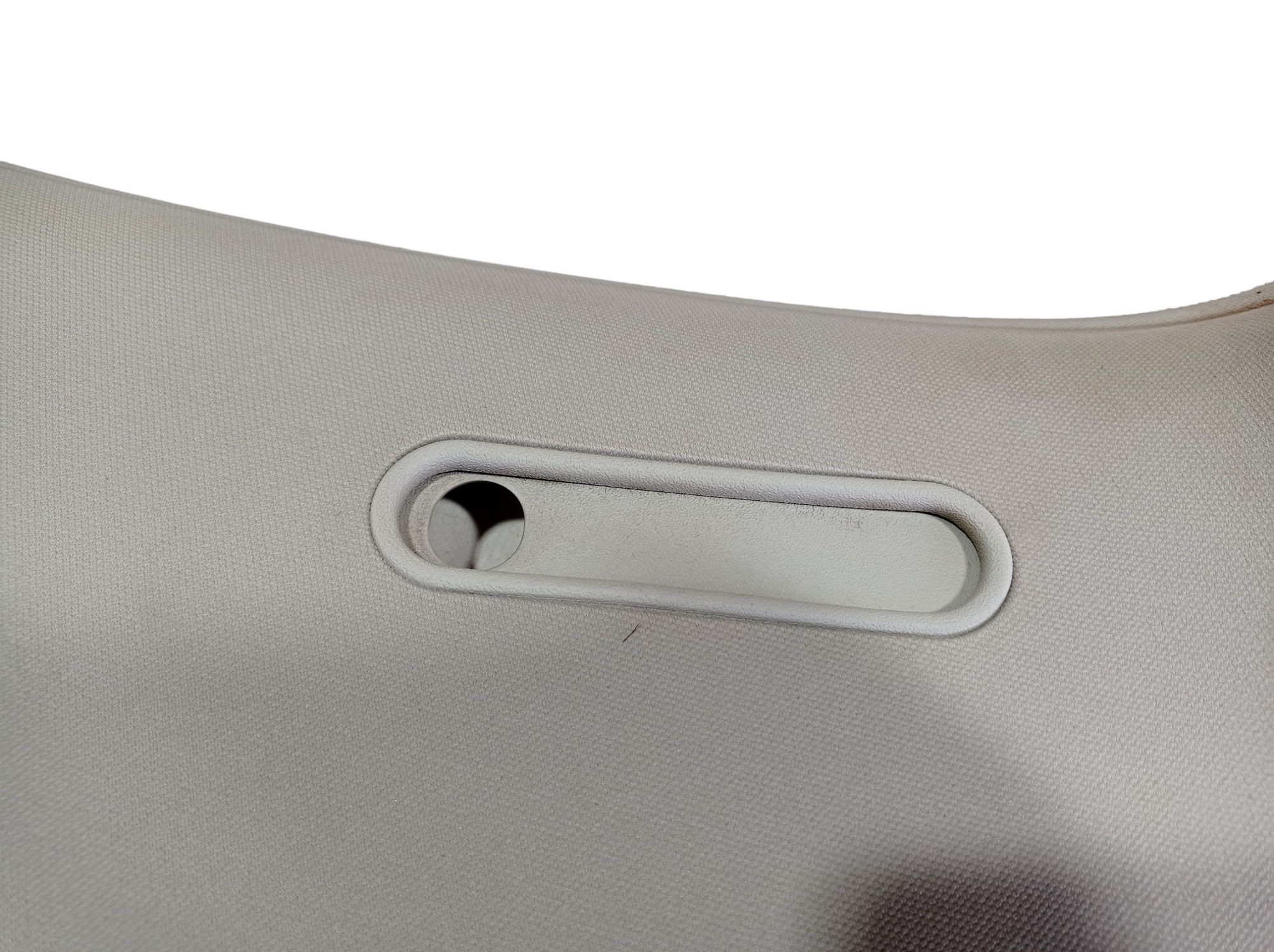 Acabamento Coluna Traseira Esquerda Vw Golf 2009 V566 3