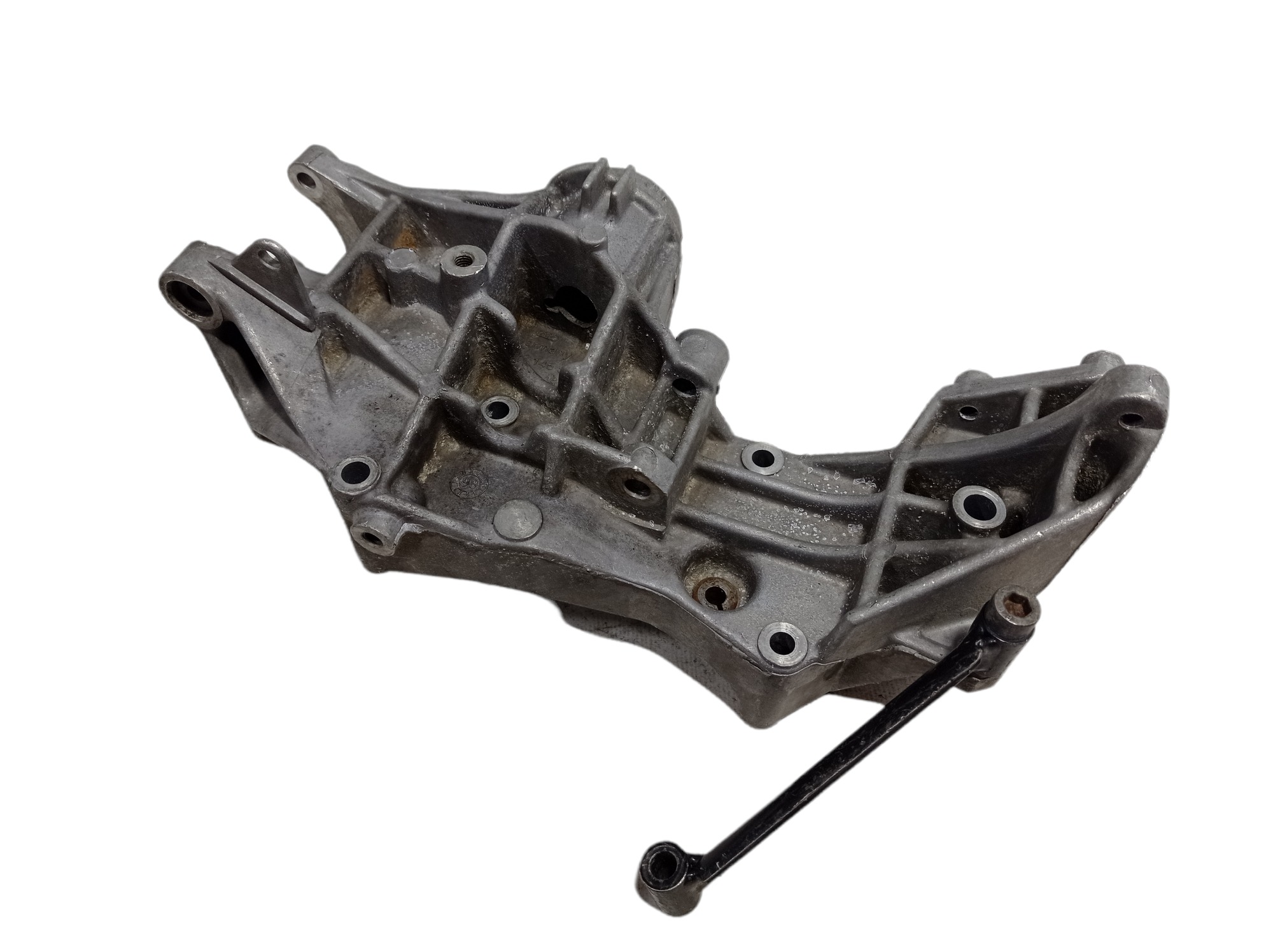 Suporte Alternador Bomba Compressor Passat 1997 A 2000 V266 4