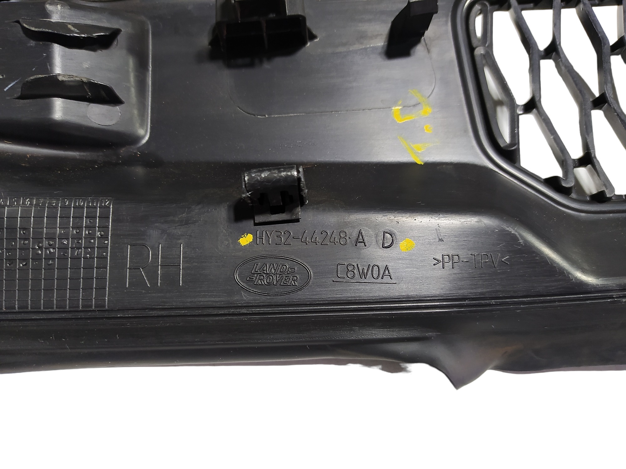 Acabamento Inferior Direito Porta Malas Discovery 5 V562 8