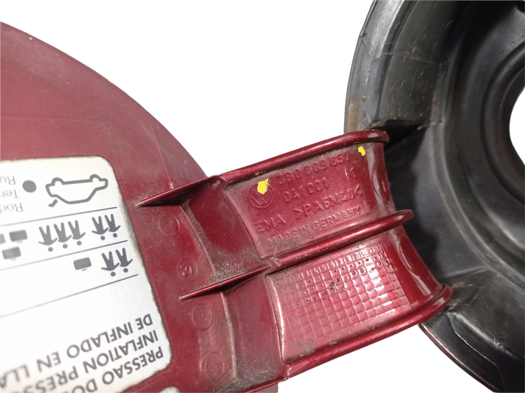 Portinhola Tanque Combustível Vw Passat  3b0809857 Vermelho 7