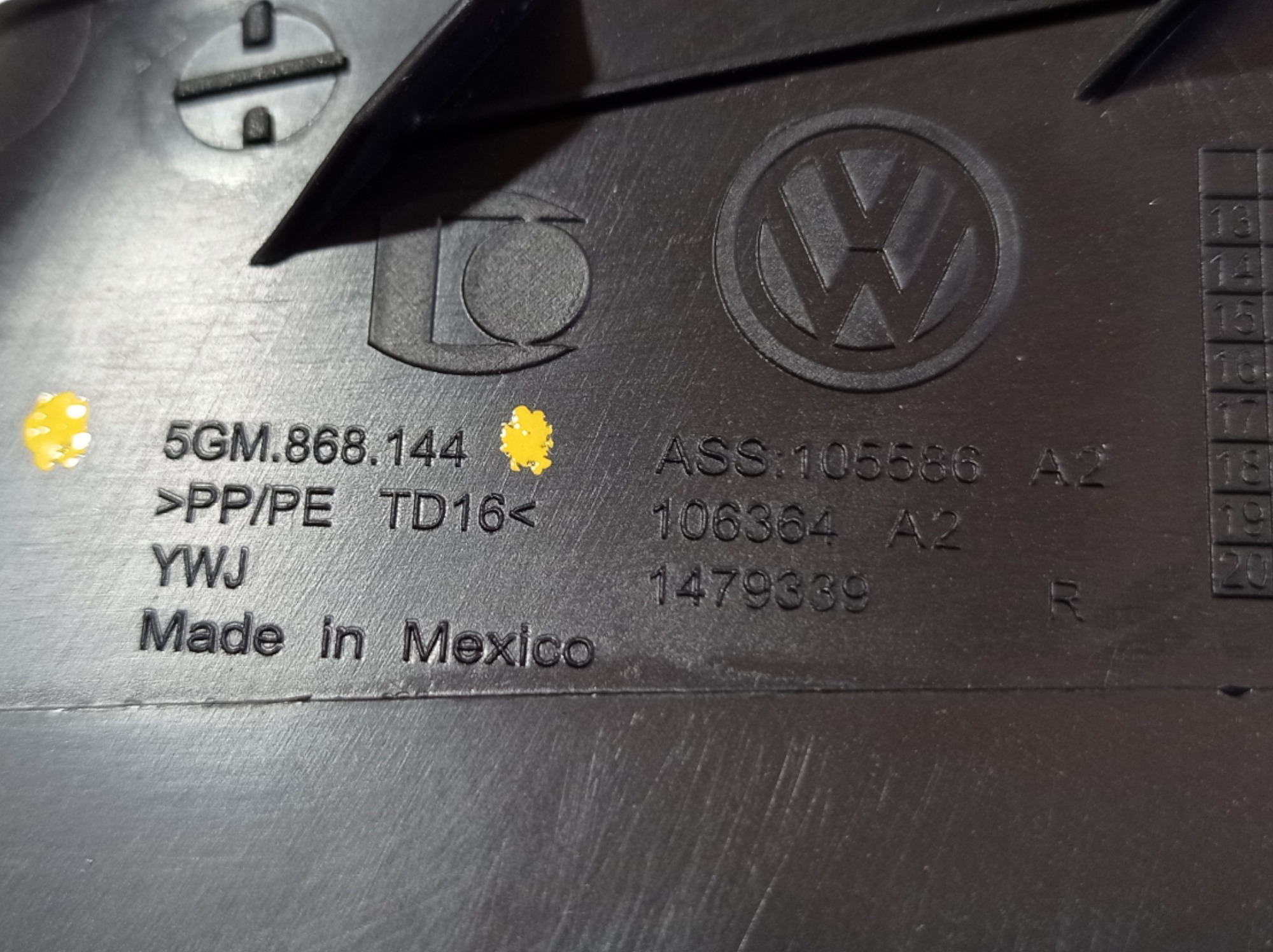 Acabamento Pé De Coluna Direito Vw Golf Gti 2019 V563 6
