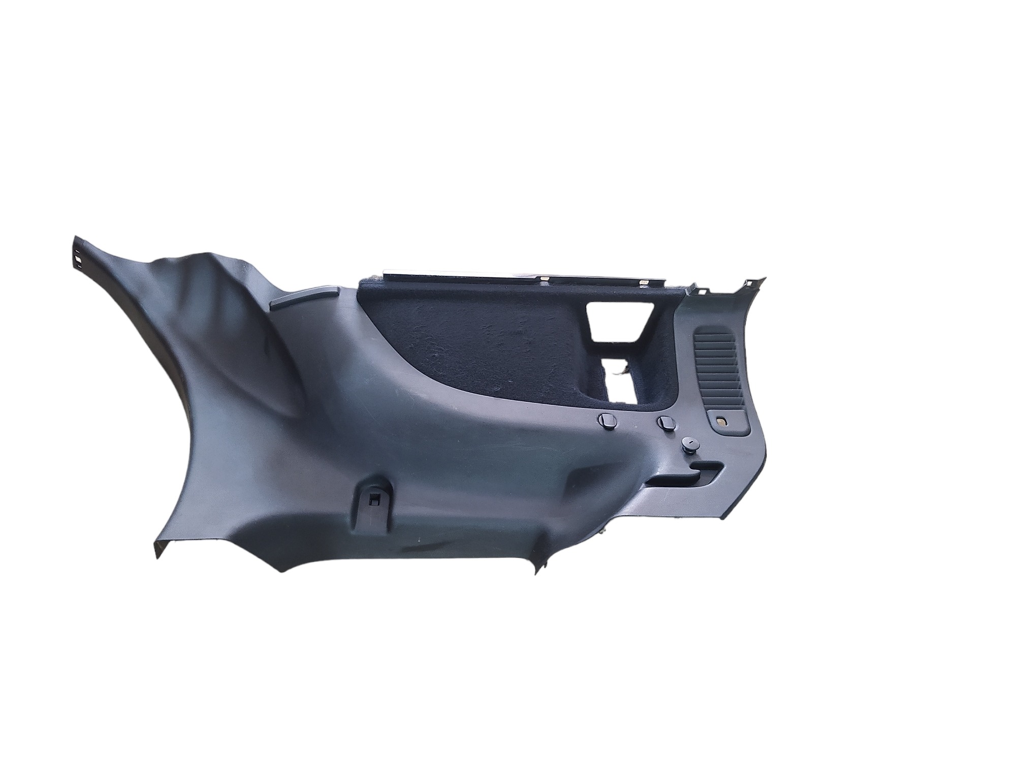 Acabamento Porta Mala Esquerdo Jeep Grand Cherokee V580 3