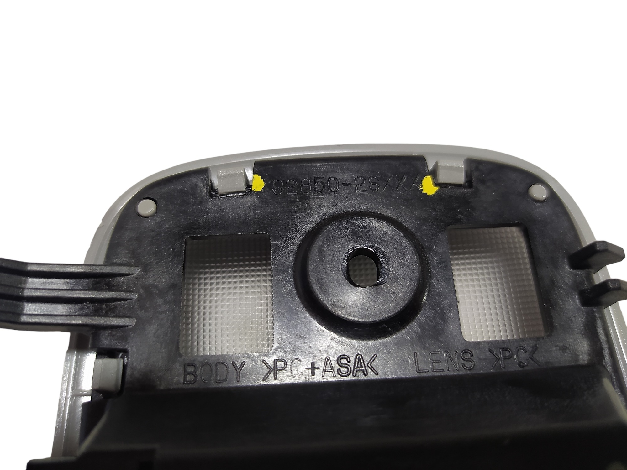 Luz Teto Traseiro Hyundai Ix35 2019 V556 9