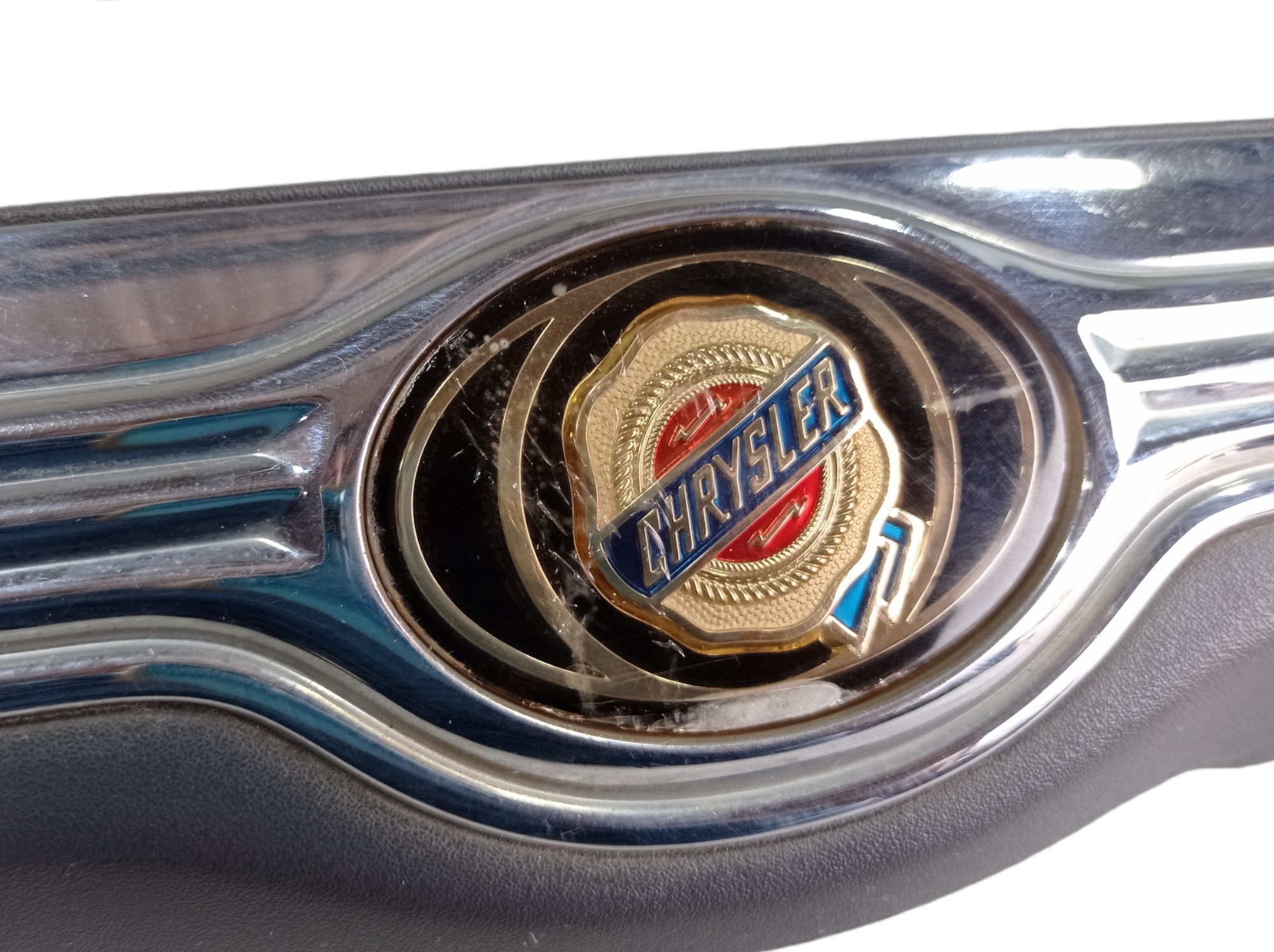 Maçaneta Tampa Traseira Chrysler Grand Caravan 2006 V487 7