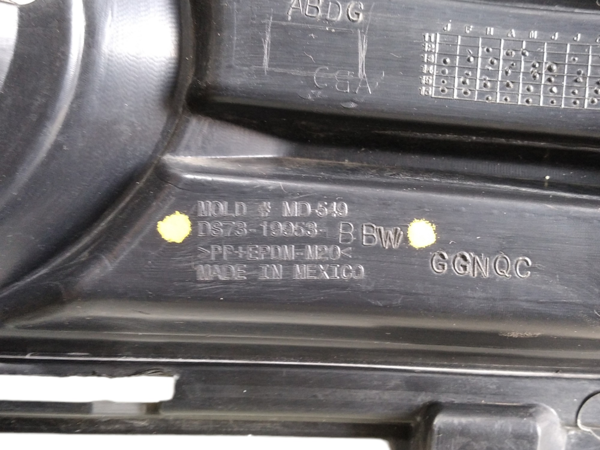 Grade Farol Milha Esquerdo Ford Fusion 2013 A 2016 V464 7