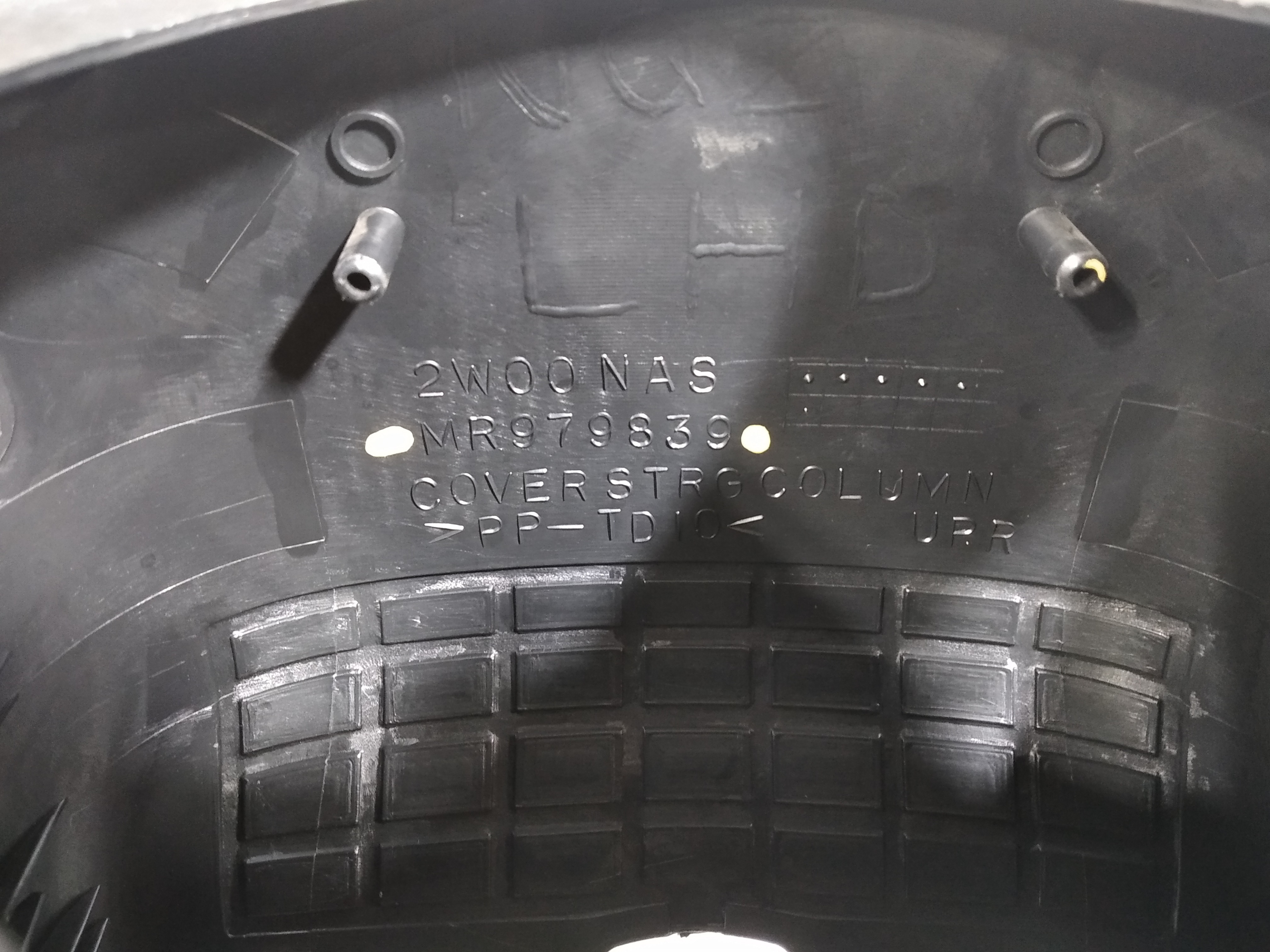 Acabamento Chave De Seta Mitsubishi Airtrek 2003 V168 9