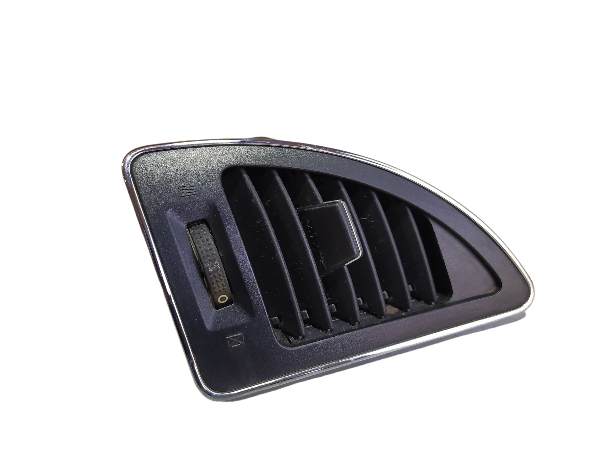 Difusor De Ar Direito Jac T6 2.0 16v 2016 5306830u1510 V475 1