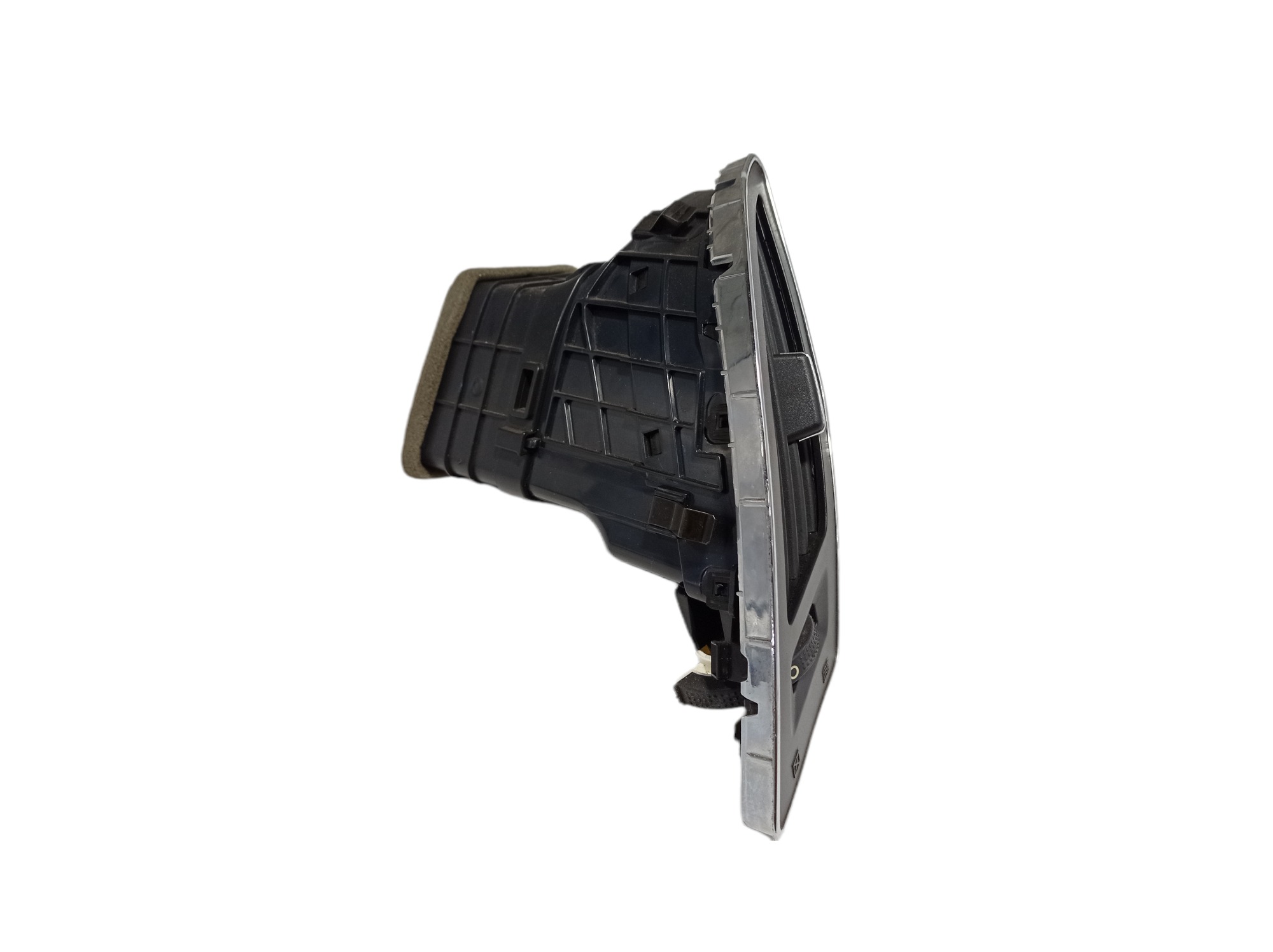 Difusor Ar Central Direito Jac T6 2016 V345 5306860u1510 2