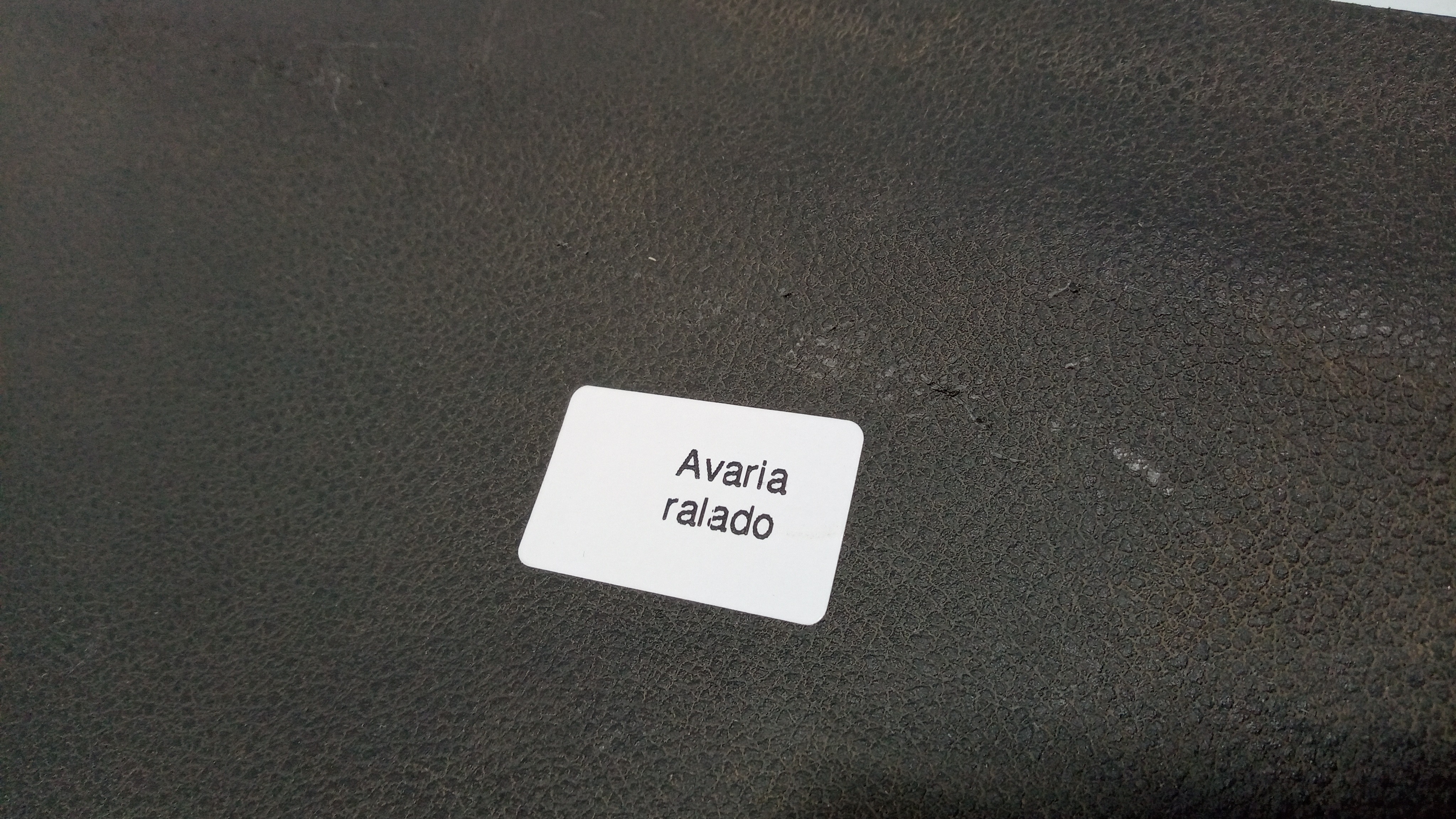 Acabamento Inferior Esquerda Coluna Central Gm Prisma 2019 7