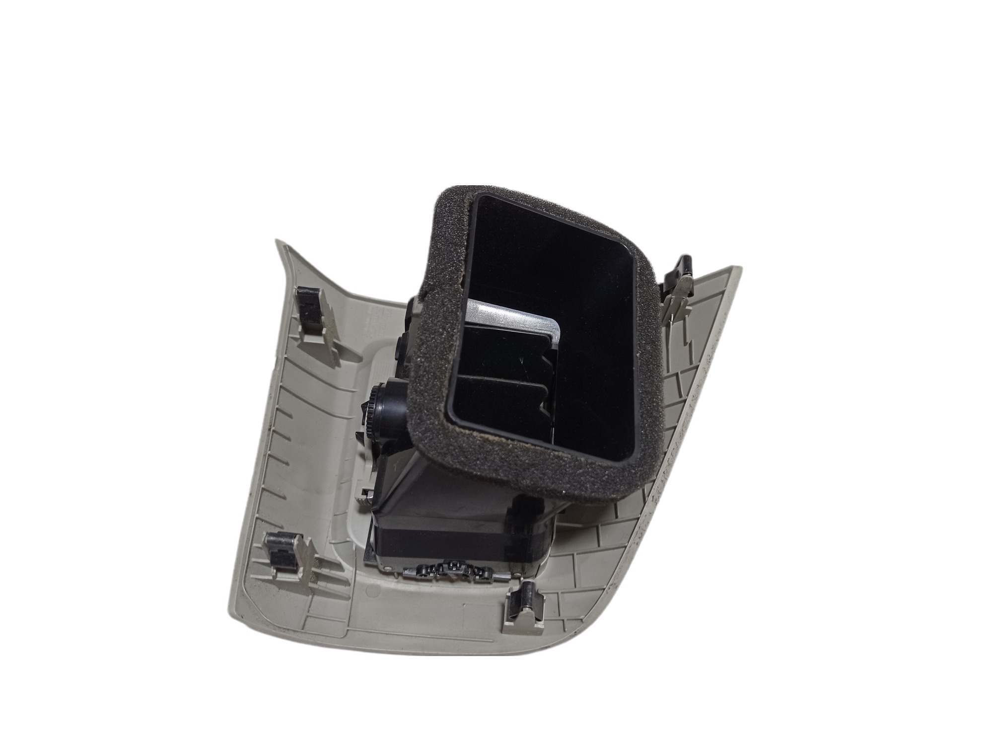 Difusor Ar Esquerdo Gm Spin 2013 A 2016 52048102 V318 3