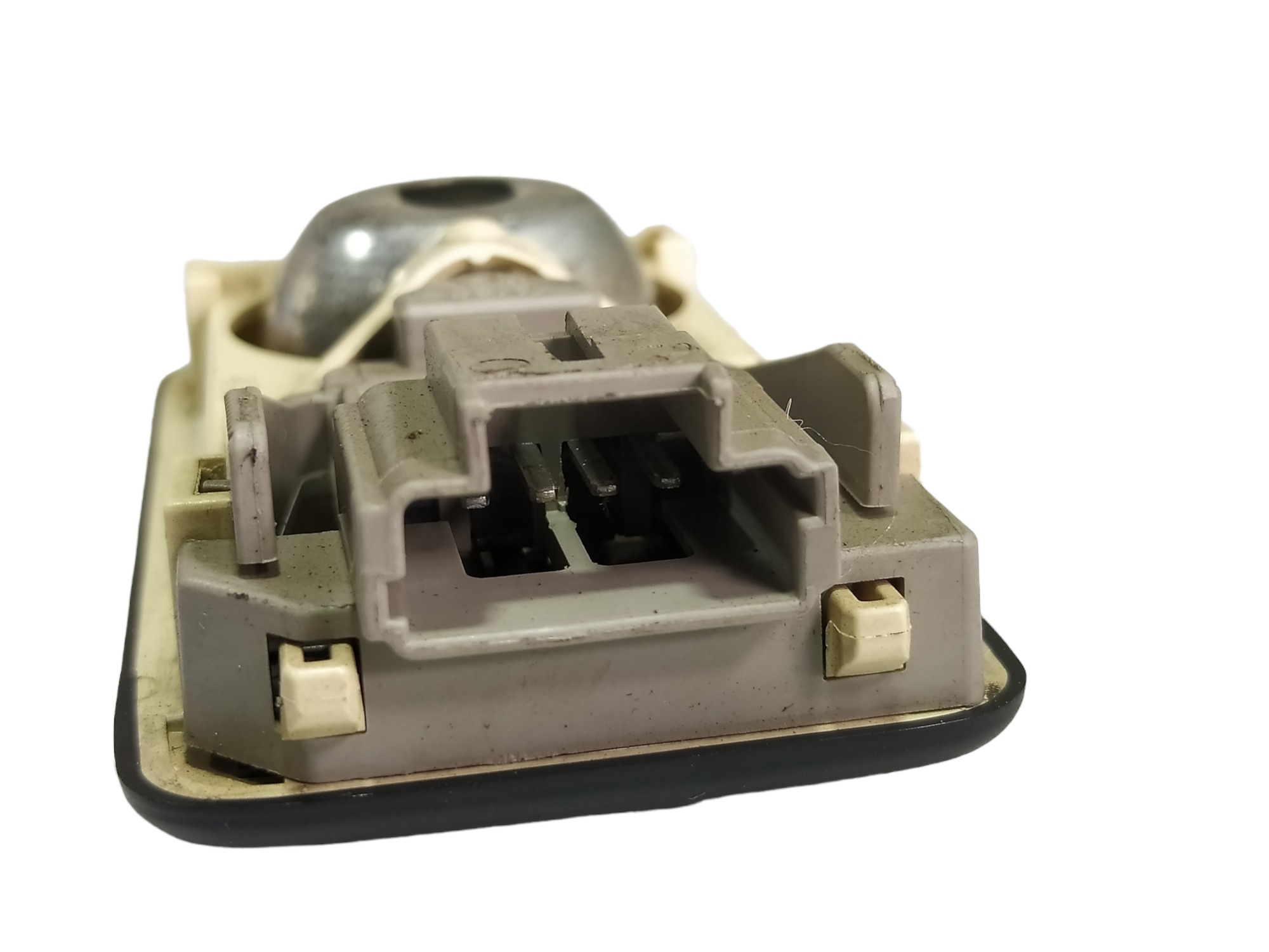 Luz Cortesia Traseira Citroen Xsara 2002 A 2006 V400 2