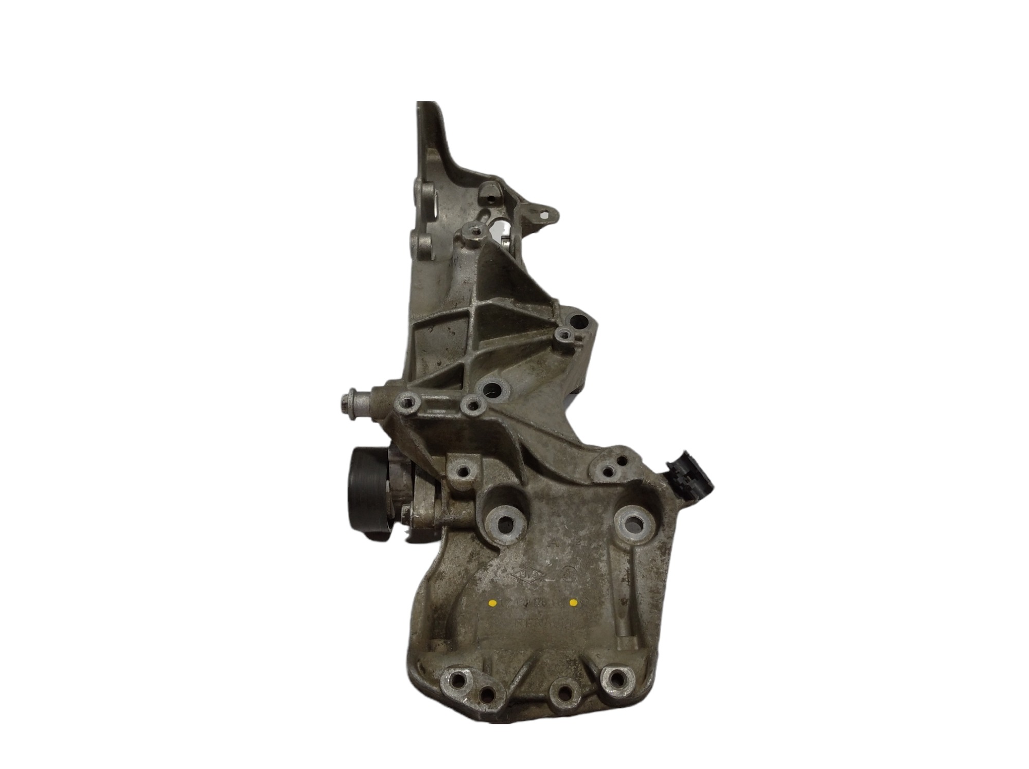 Suporte Compressor Alternador Scenic 1.6 8200178985 V105 2