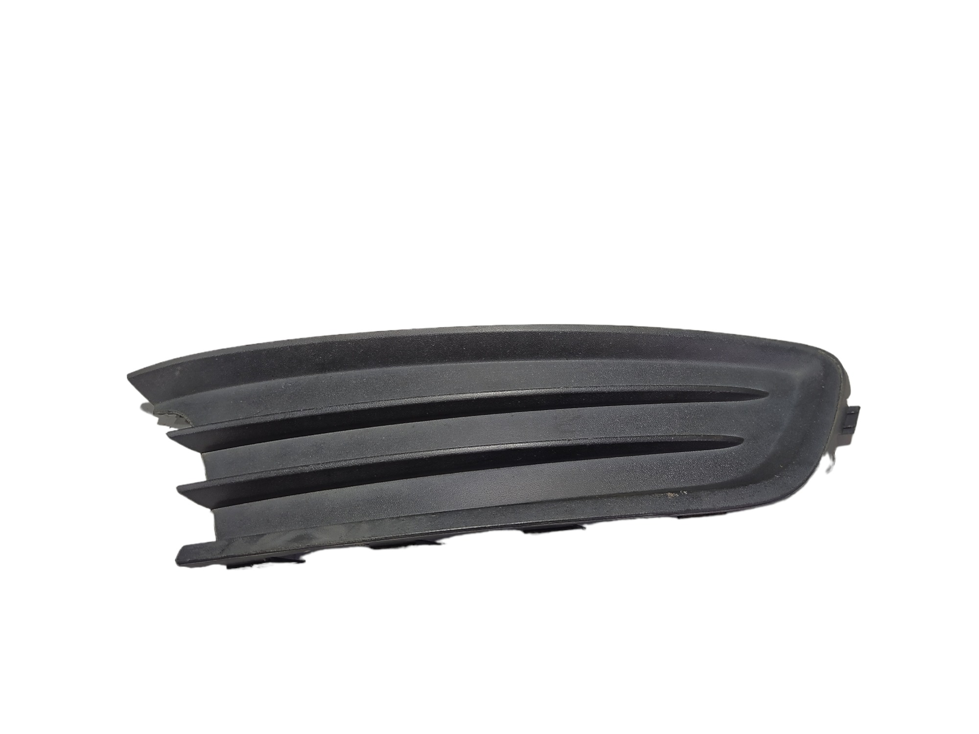 Grade Direita Farol De Milha S/furo Gol Voyage 5u0853666g Vl 3