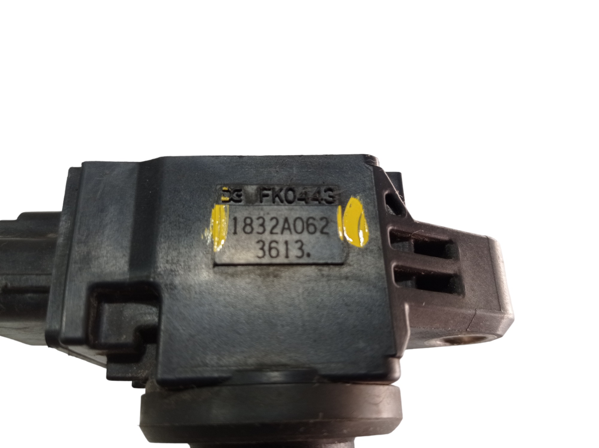 Bobina De Ignição Mitsubishi Outlander 2.0 16v 2014 V551 7