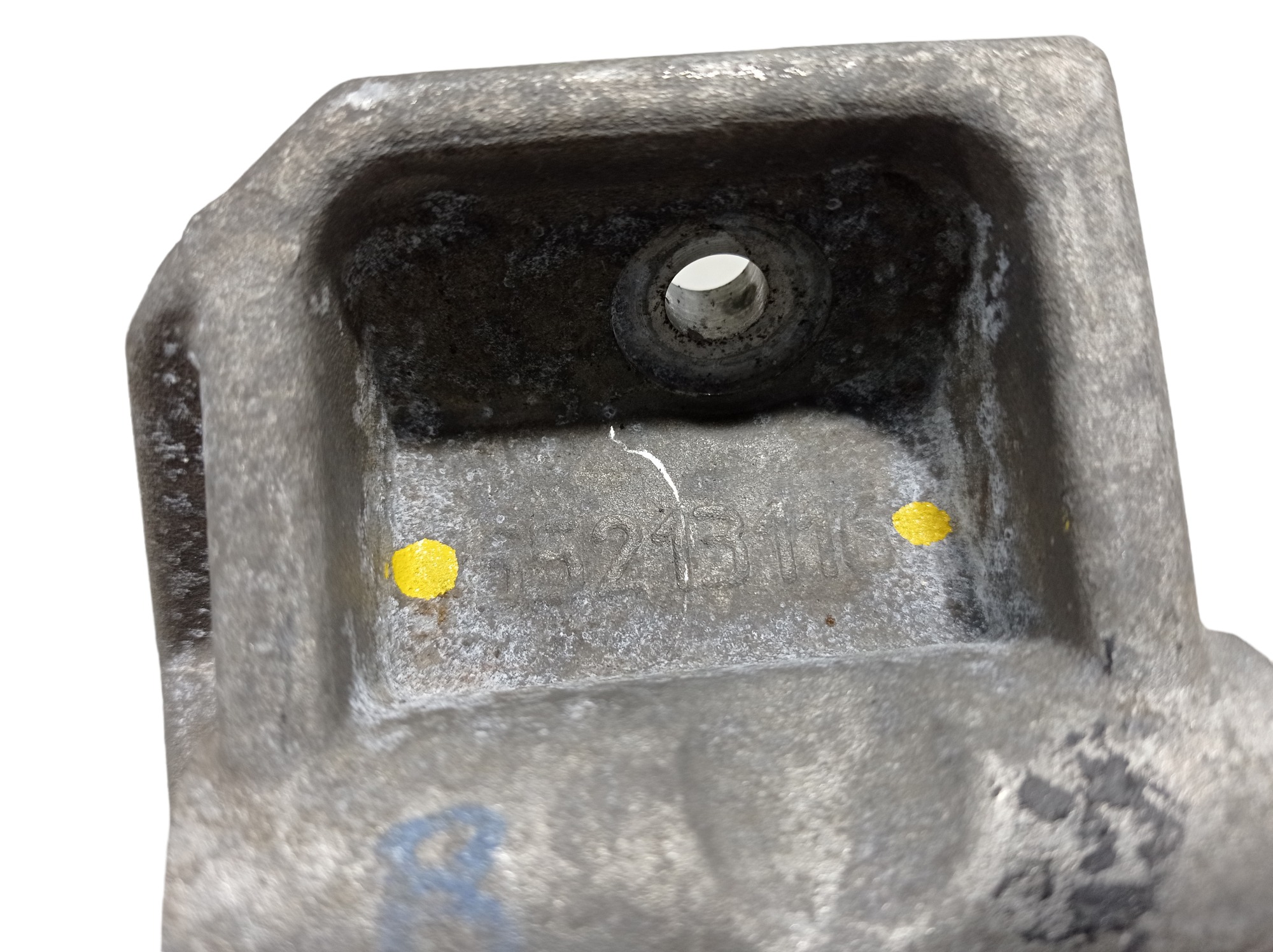 Suporte Bomba Agua Fiat Linea 1.9 2009 55213116 V325 7