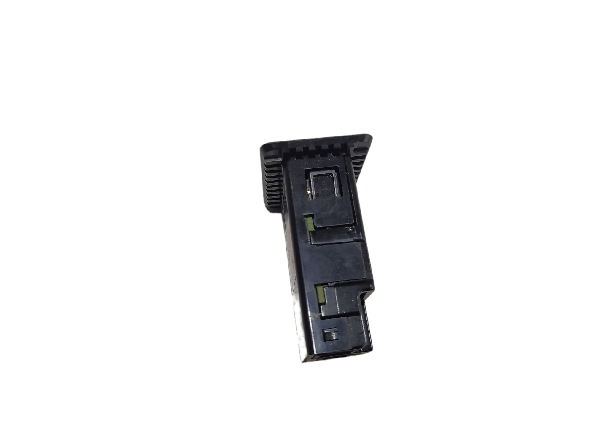 Tomada Usb Console Nissan Leaf Versa 2019 284h35fa0c V488 4