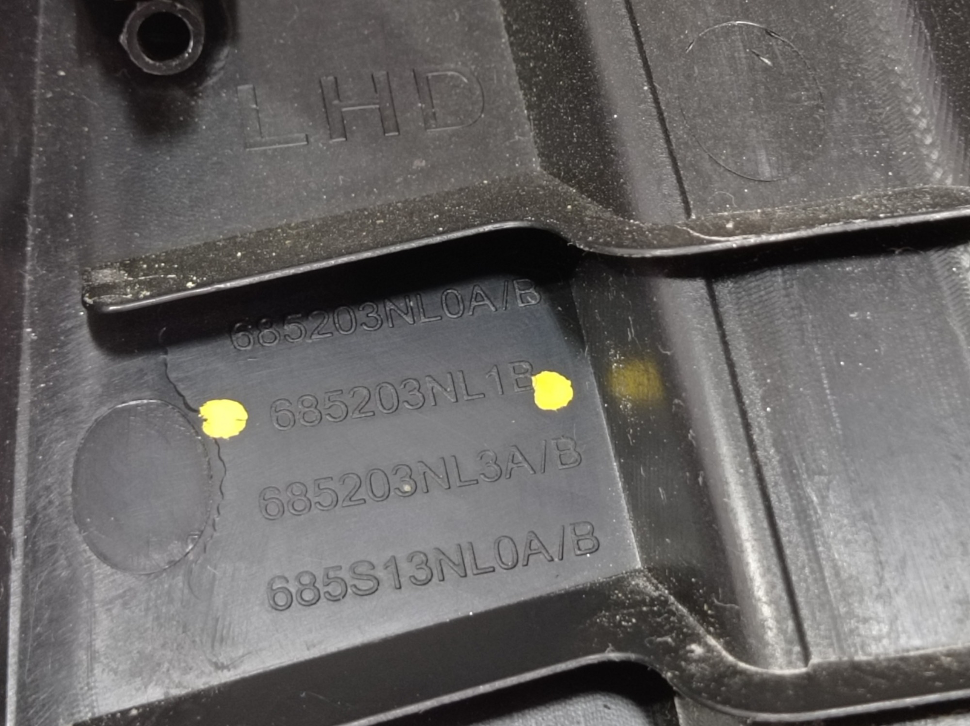 Porta Luvas Nissan Leaf 2019 685203nl1b V488 2