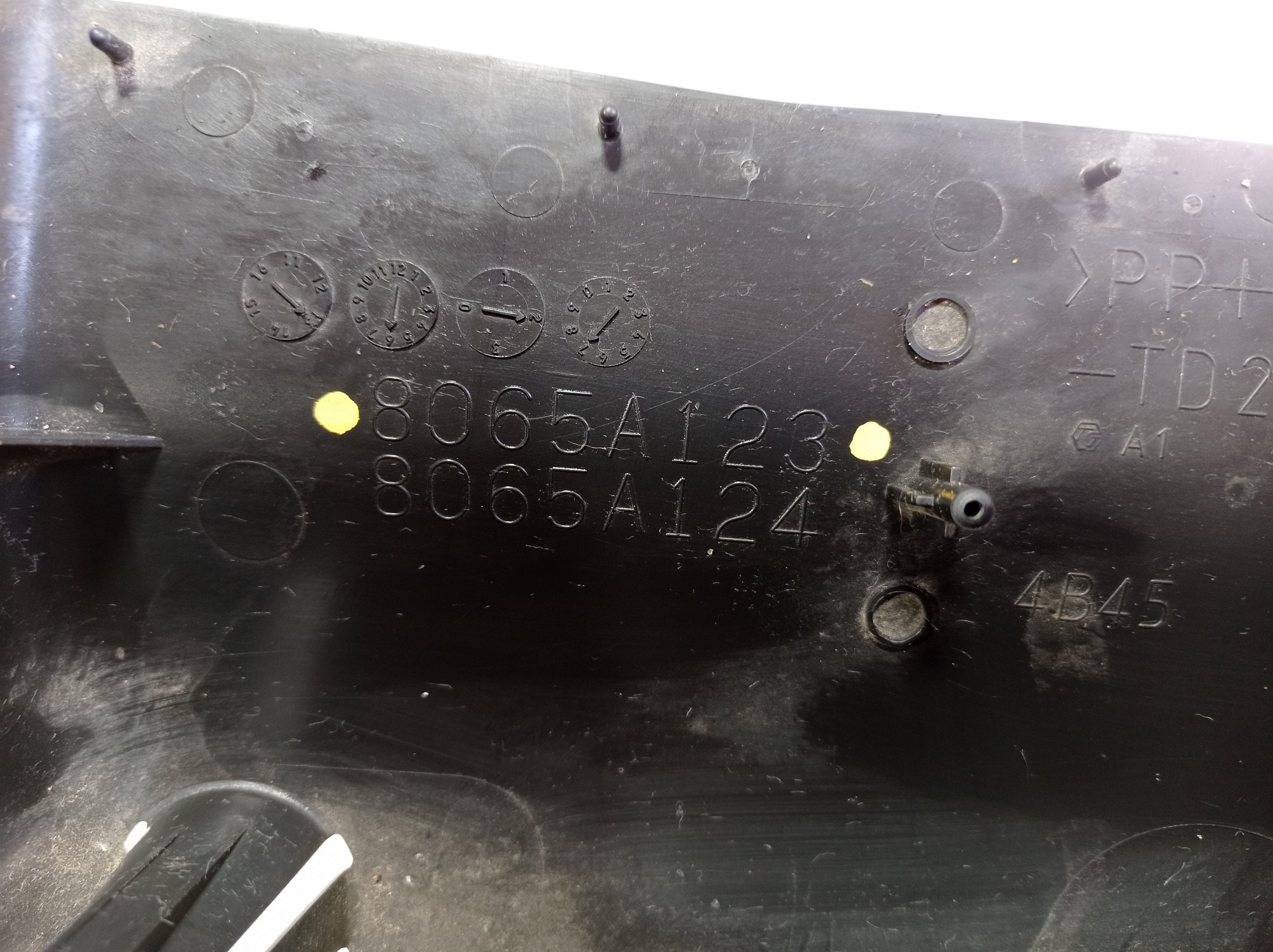 Acabamento Coluna Direção Outlander 2014 V551 9