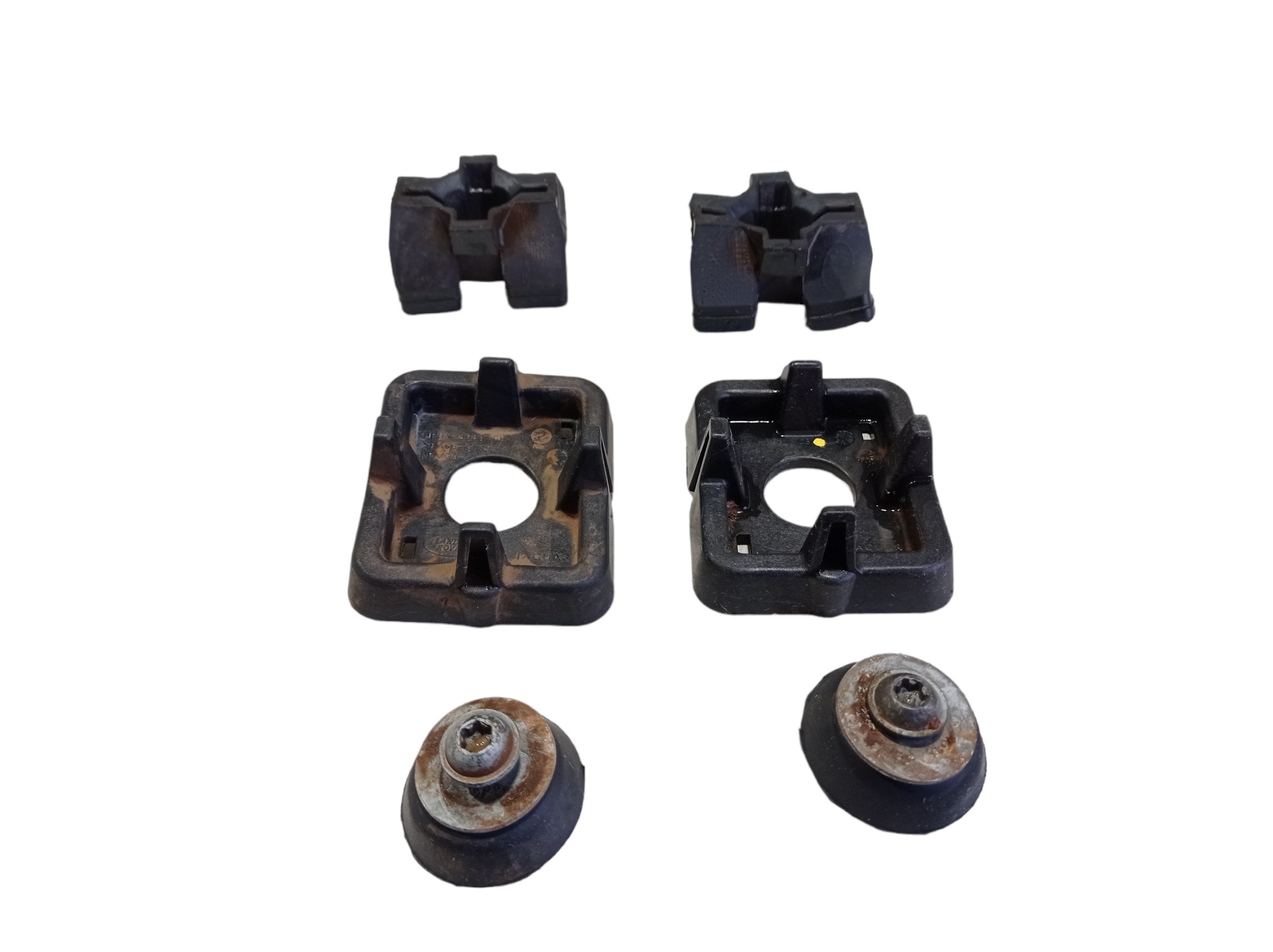 Coxim Superior Radiador Land Rover Discovery 5 3.0 2019 V562 1