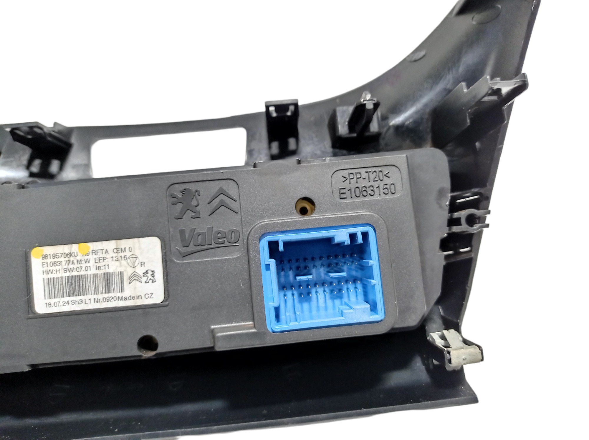 Comando Ar Condicionado Peugeot 2008 2019 V341 7
