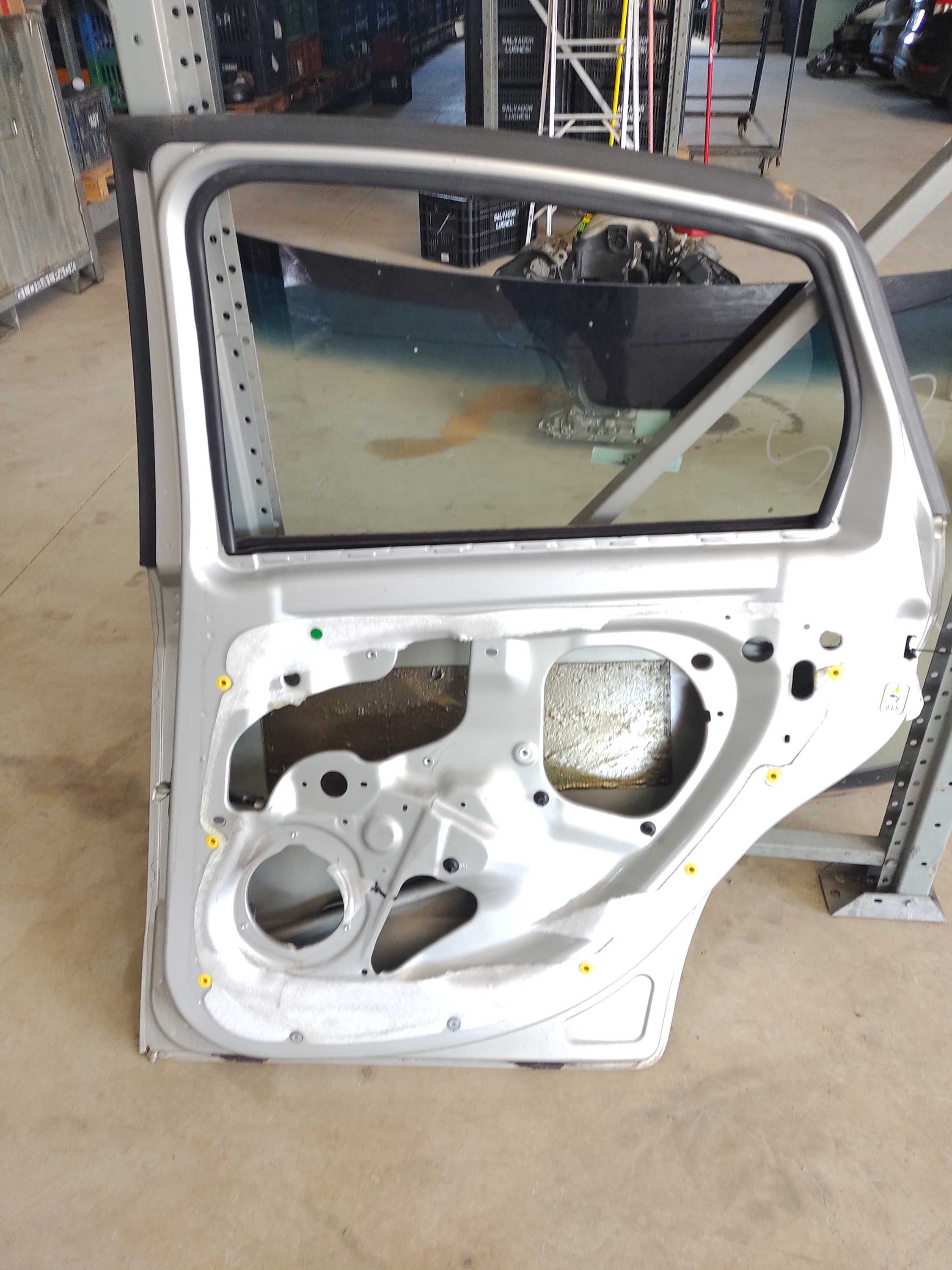 Porta Traseira Direita Fiat Linea Todos Com Nota V325 3